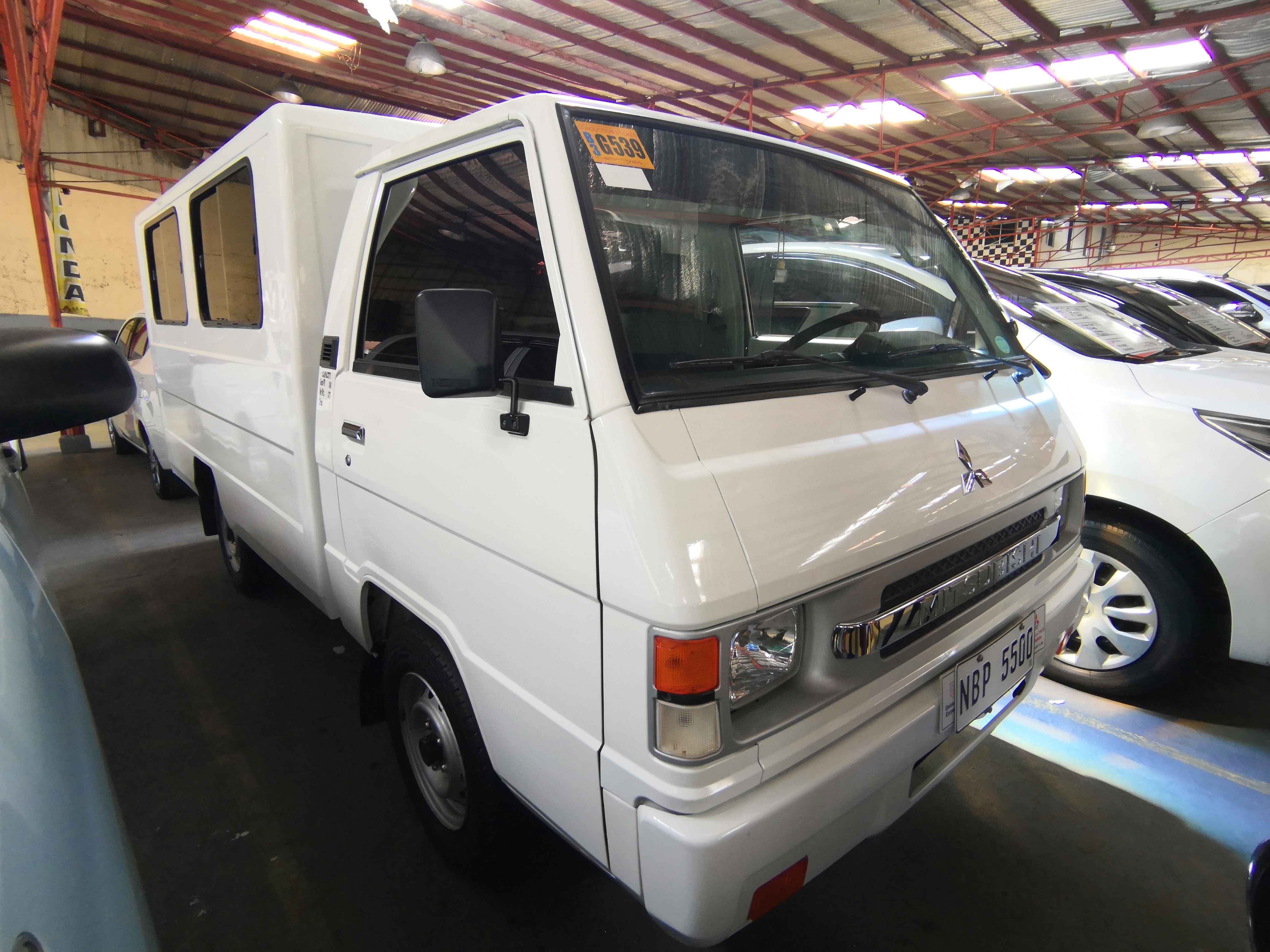 Second Hand 2018 Mitsubishi L300 Second Hand 2018 Mitsubishi L300