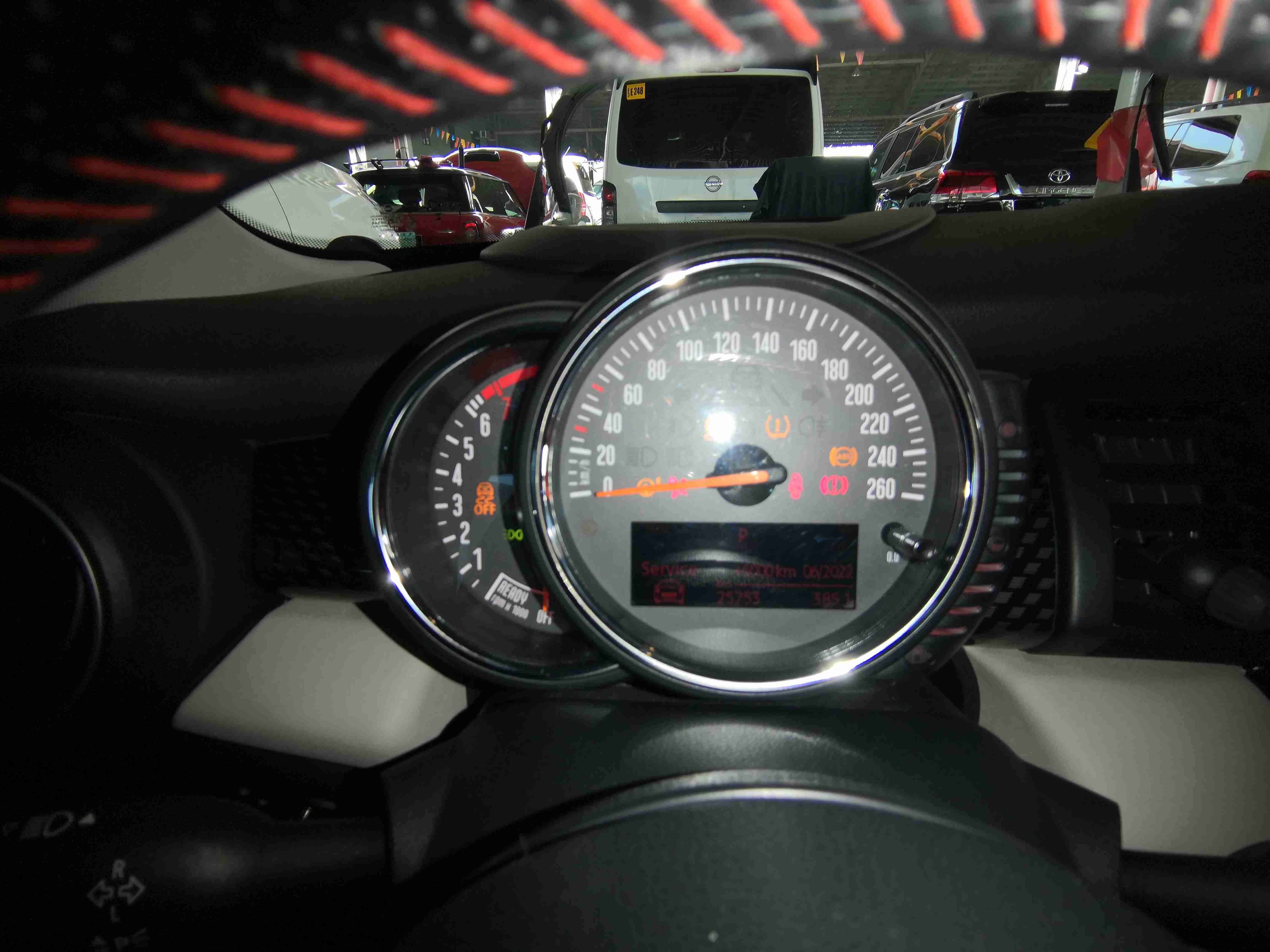 2016 MINI Cooper 2016 MINI Cooper