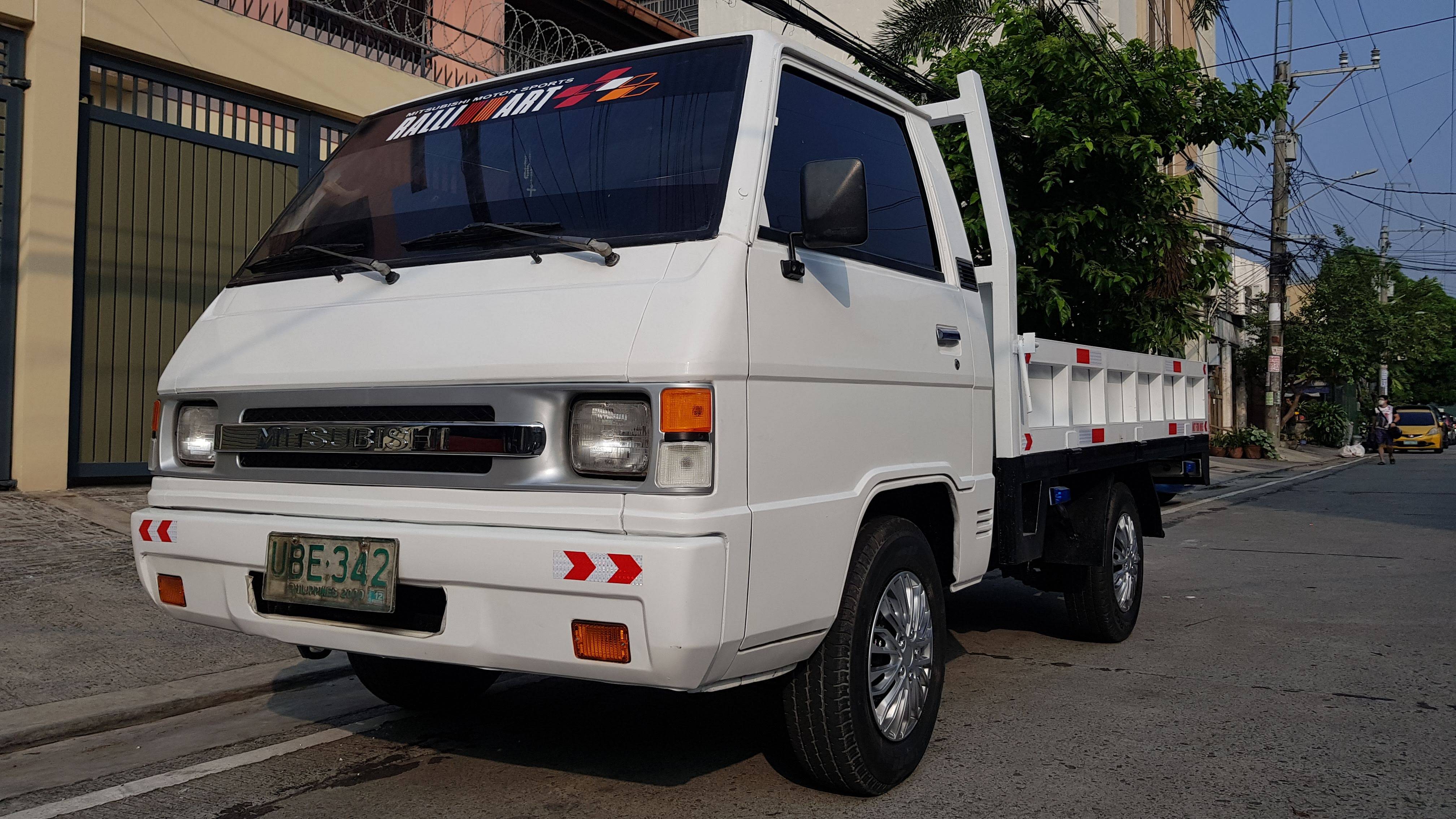 Mitsubishi l300 1987