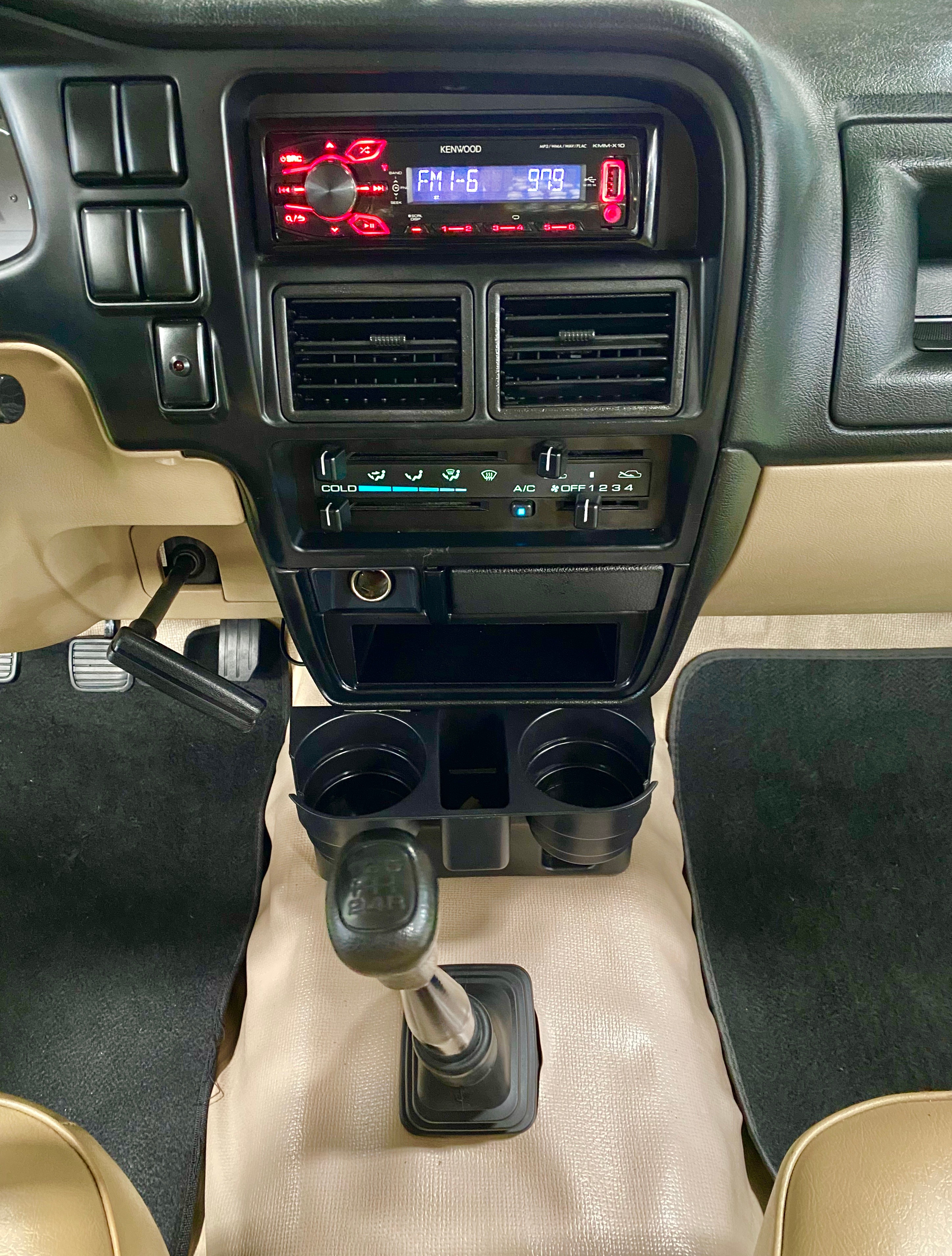 2017 Isuzu Crosswind 2017 Isuzu Crosswind