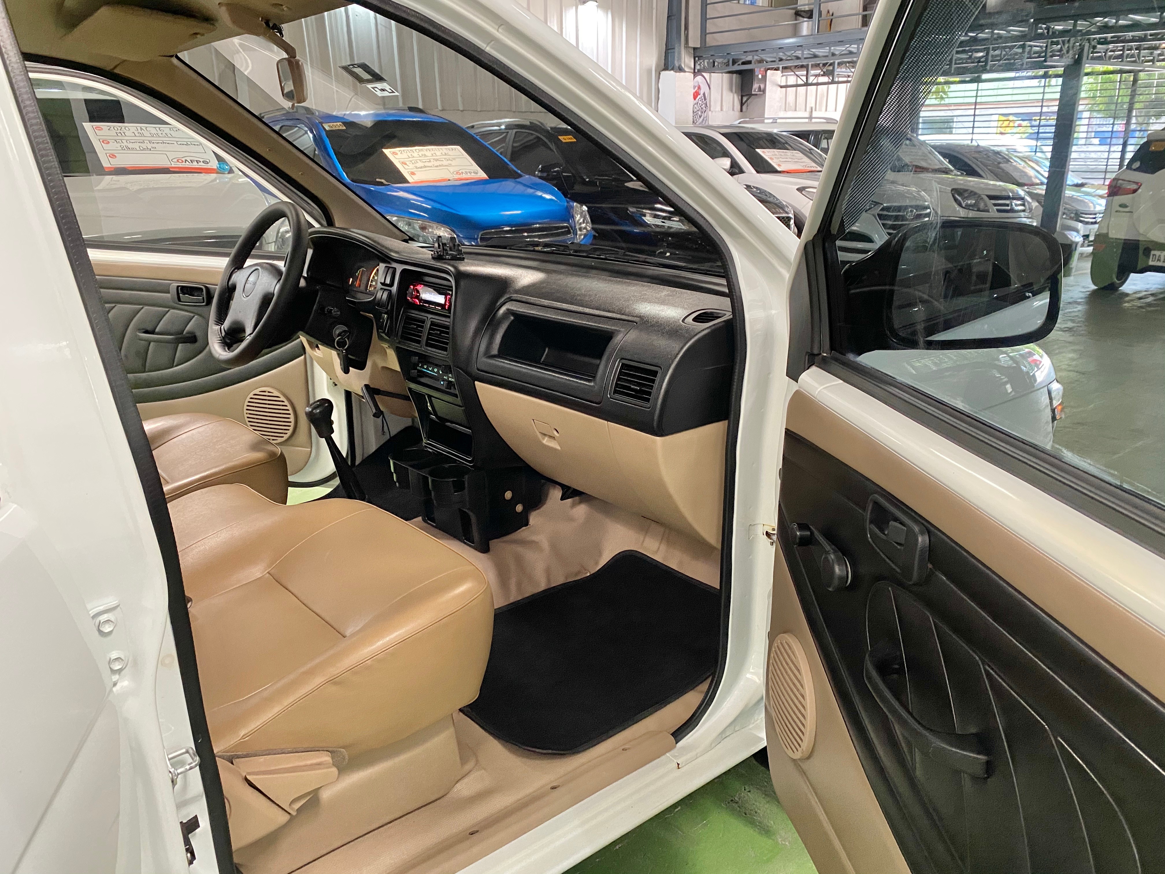 2017 Isuzu Crosswind 2017 Isuzu Crosswind