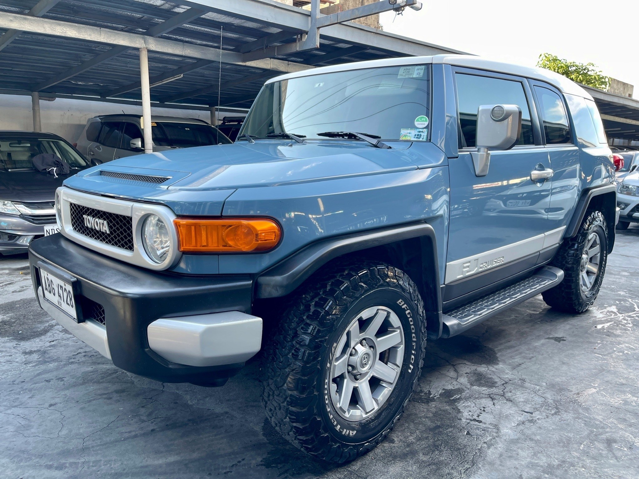 2015 Toyota FJ Cruiser 2015 Toyota FJ Cruiser