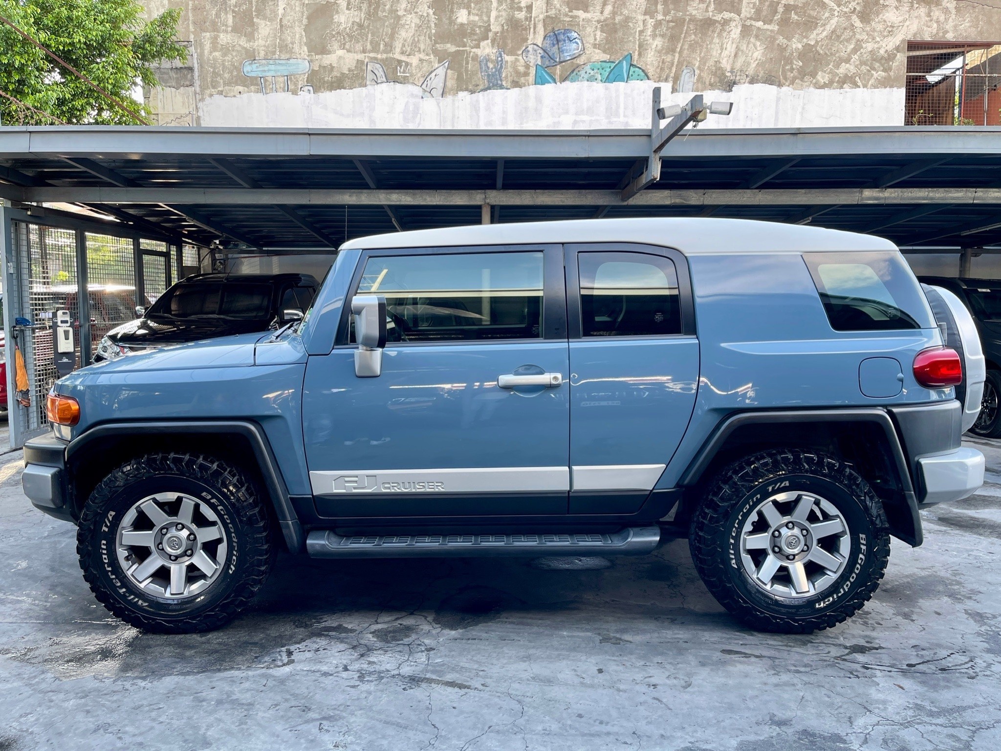 2015 Toyota FJ Cruiser 2015 Toyota FJ Cruiser