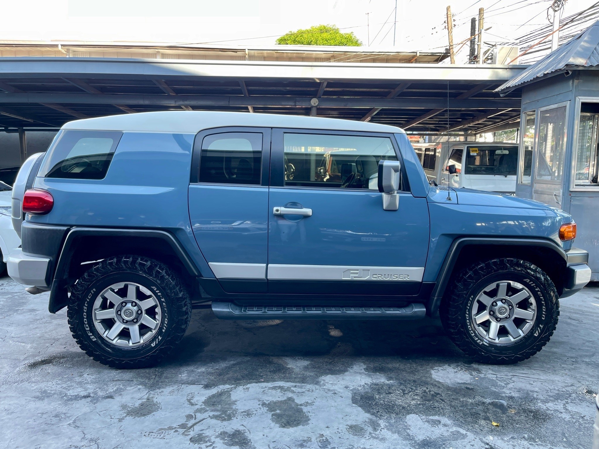 2015 Toyota FJ Cruiser 2015 Toyota FJ Cruiser