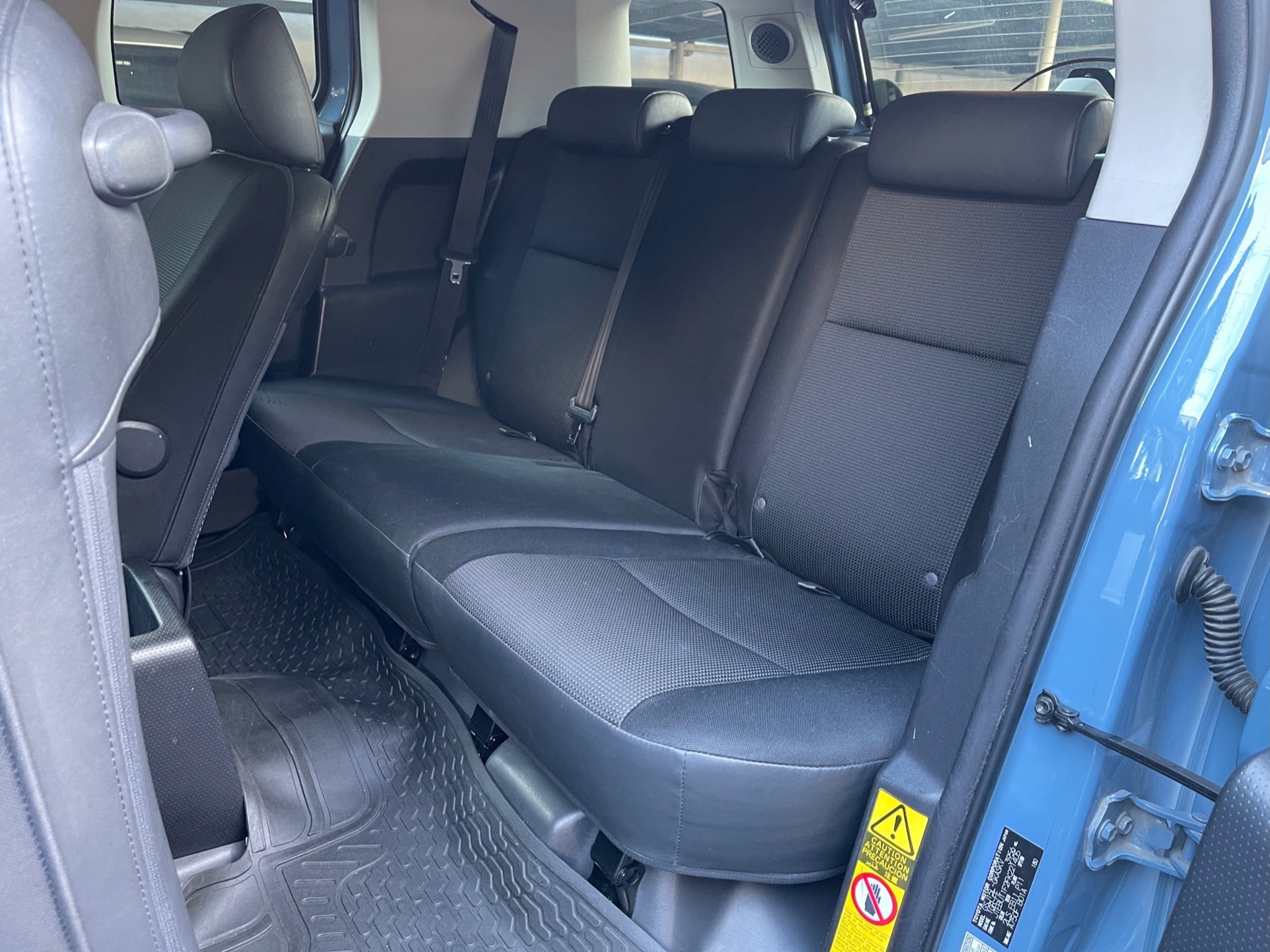 2015 Toyota FJ Cruiser 2015 Toyota FJ Cruiser