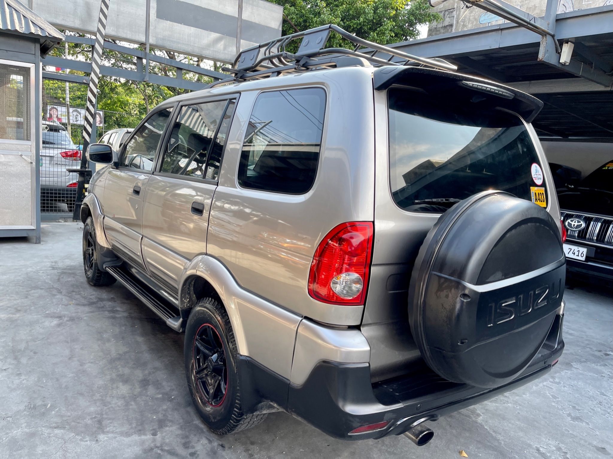 Used & 2nd hand Isuzu Crosswind for Sale in Philippines