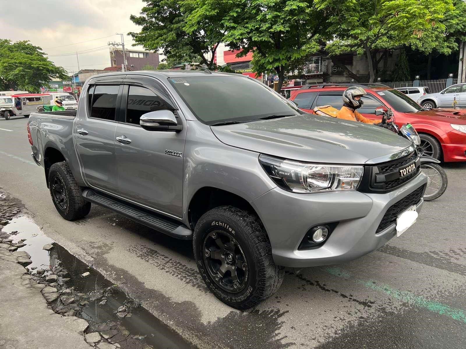 Second hand 2017 Toyota Hilux 2.4 G DSL 4x2 A/T