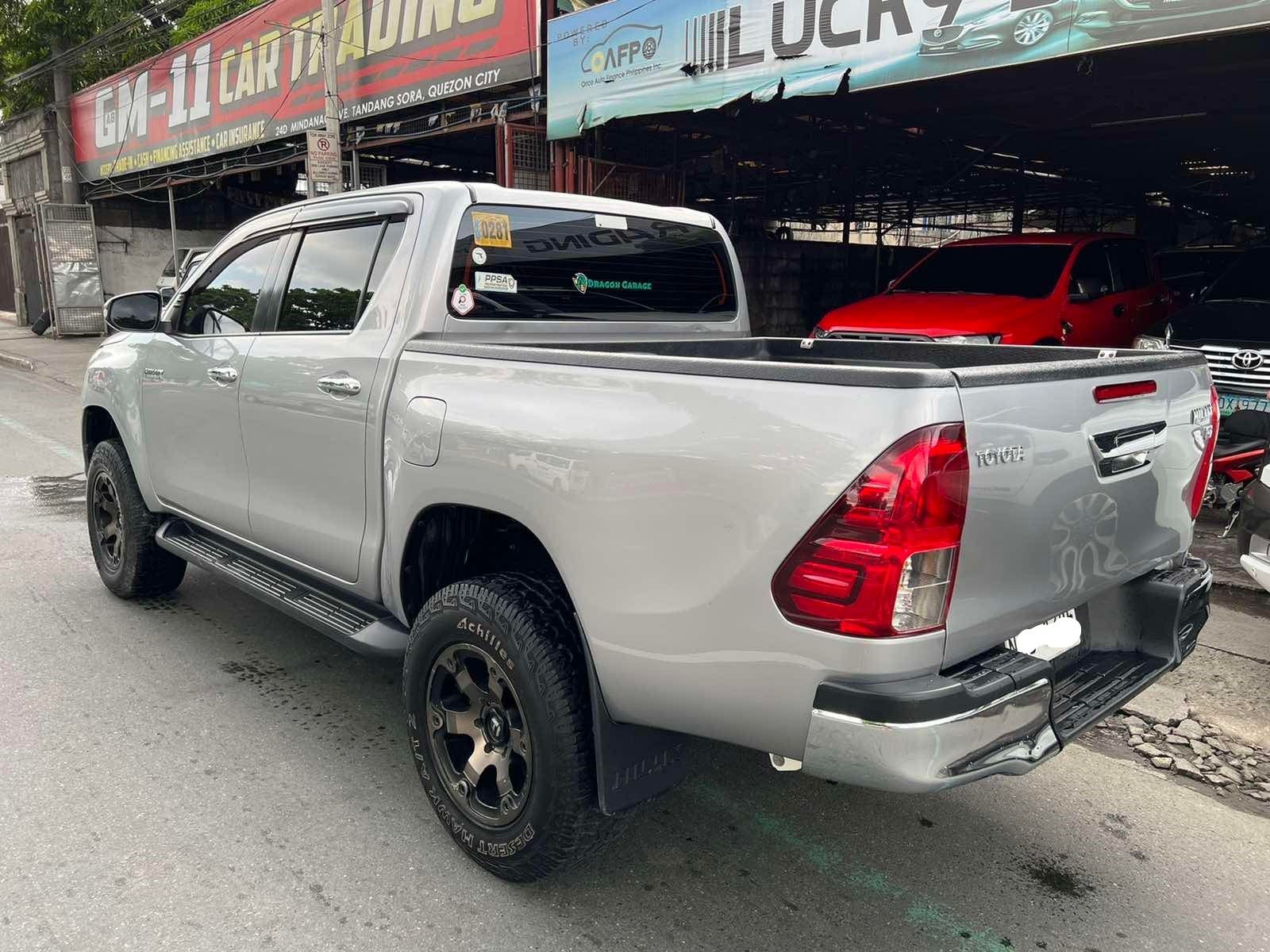 Old 2017 Toyota Hilux 2.4 G DSL 4x2 A/T