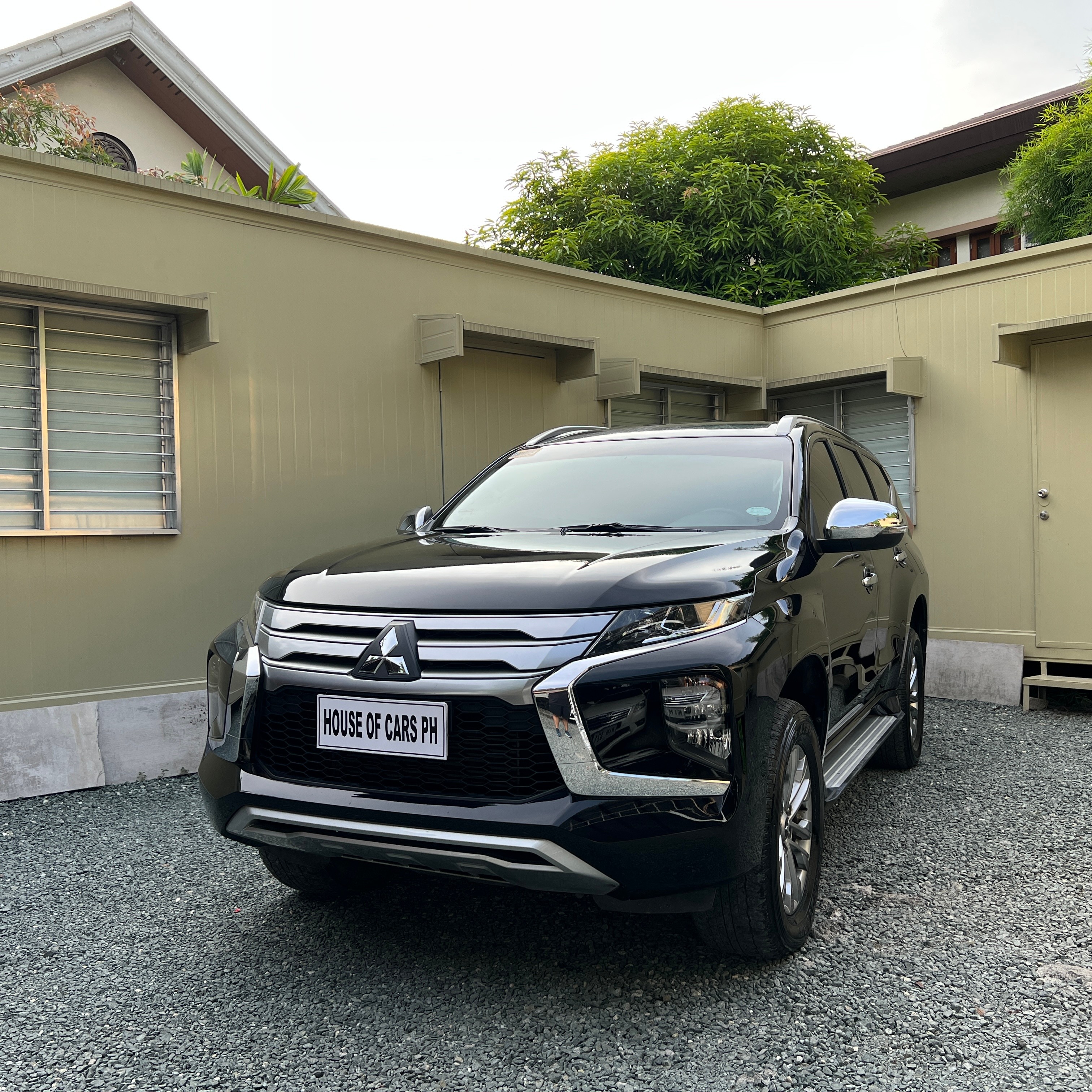 Second Hand 2020 Mitsubishi Montero Sport Second Hand 2020 Mitsubishi Montero Sport