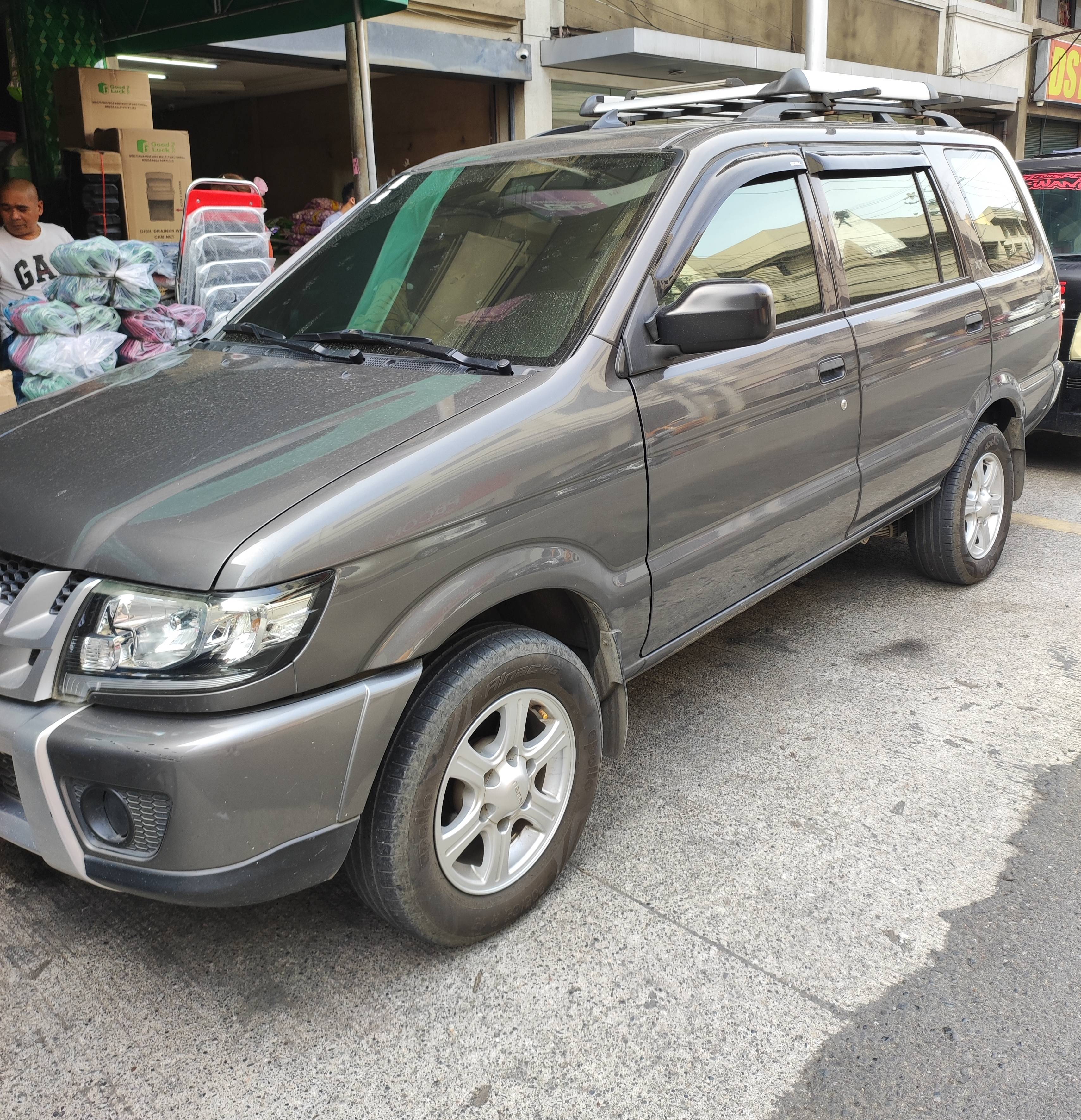 2016 Isuzu Crosswind 2016 Isuzu Crosswind