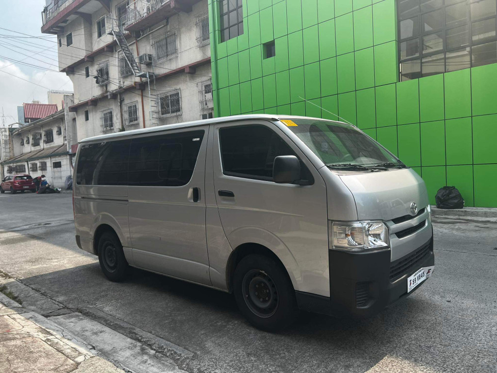 Second Hand 2023 Toyota Hiace Second Hand 2023 Toyota Hiace