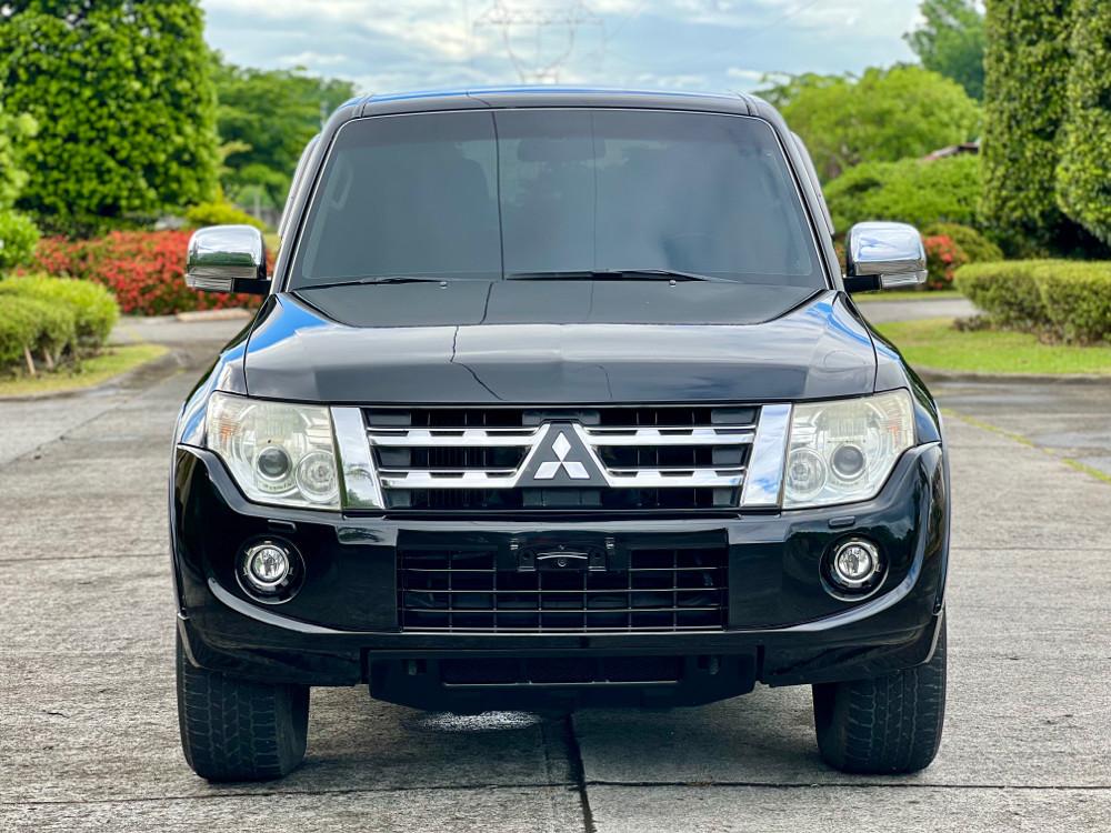 Second Hand 2013 Mitsubishi Pajero Second Hand 2013 Mitsubishi Pajero