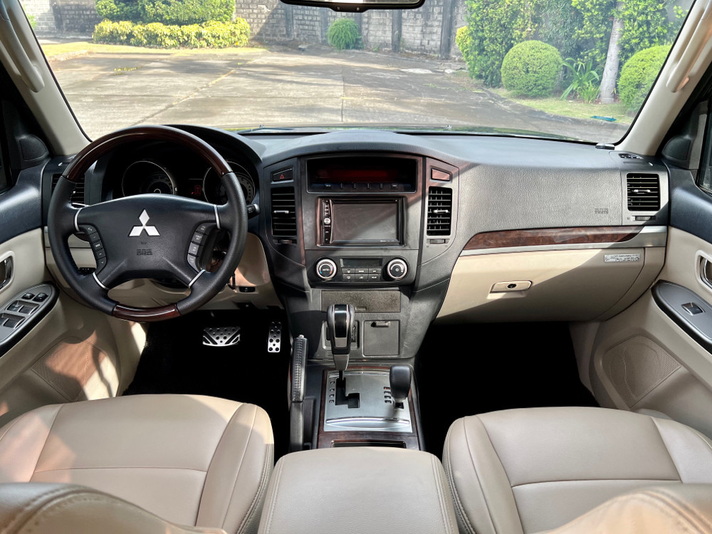 2013 Mitsubishi Pajero 2013 Mitsubishi Pajero