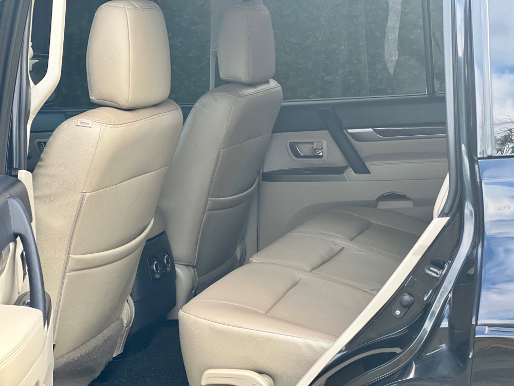 2013 Mitsubishi Pajero 2013 Mitsubishi Pajero