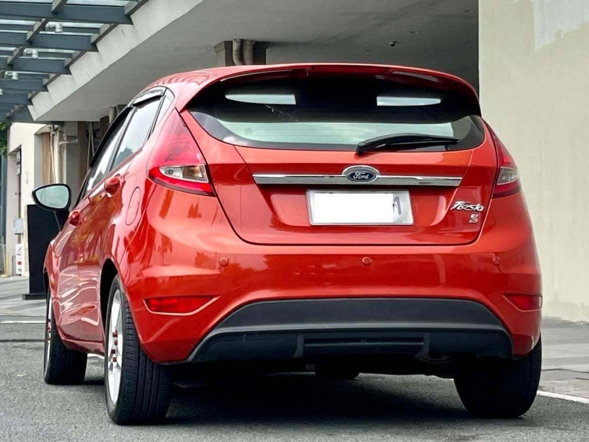 Old 2012 Ford Fiesta Hatchback 1.6L Sport AT