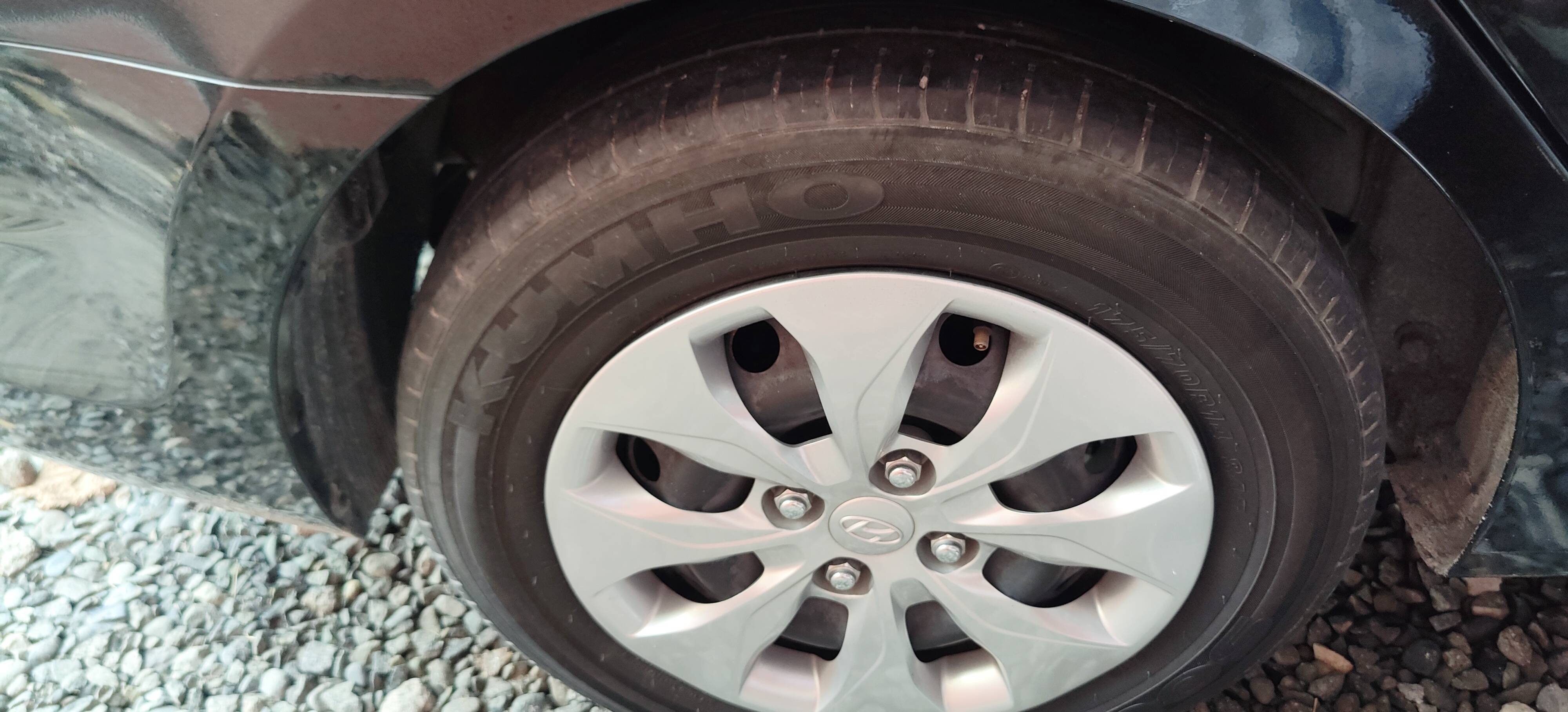 Old 2019 Hyundai Accent 1.4 GL 6MT w/o Airbags