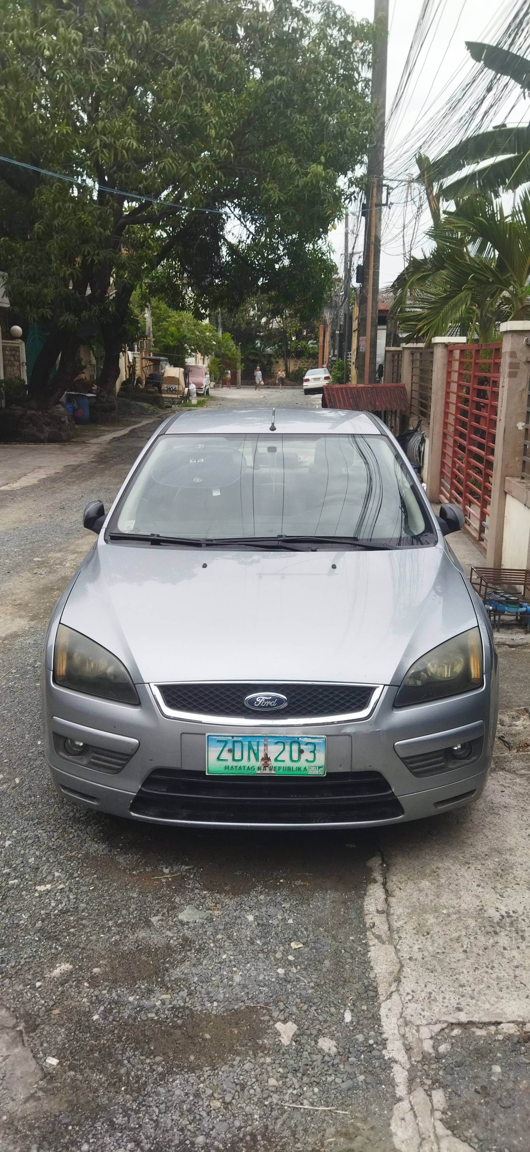 Second Hand 2005 Ford Focus Sedan Second Hand 2005 Ford Focus Sedan