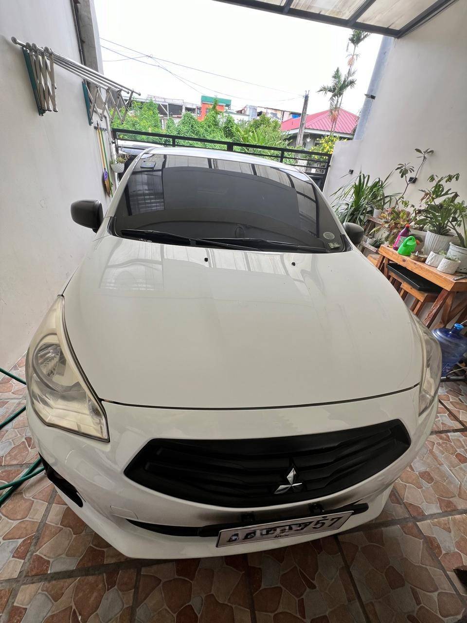 2014 Mitsubishi Mirage 2014 Mitsubishi Mirage