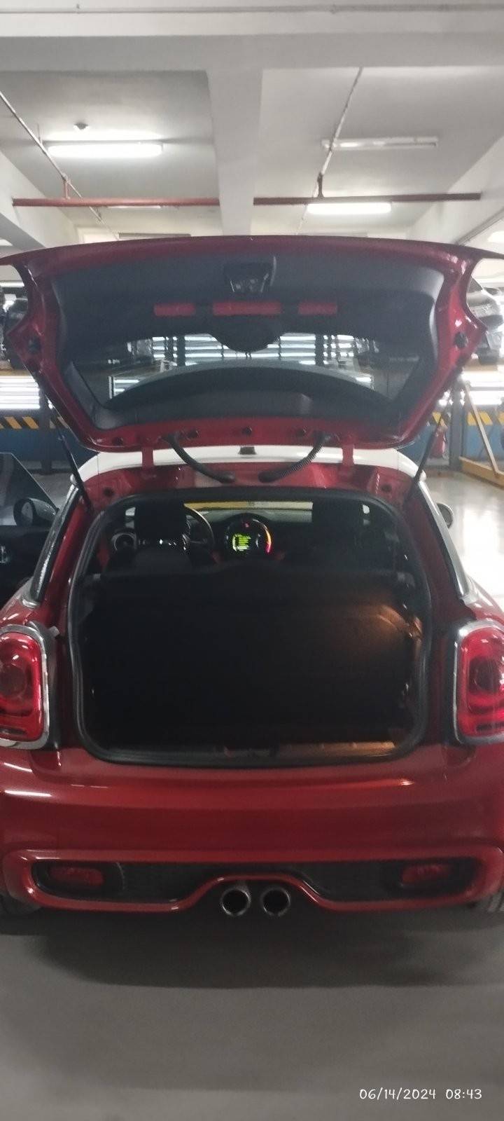 2015 MINI 5 Door 2015 MINI 5 Door