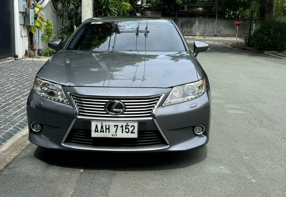 Second Hand 2014 Lexus ES 350 Second Hand 2014 Lexus ES 350