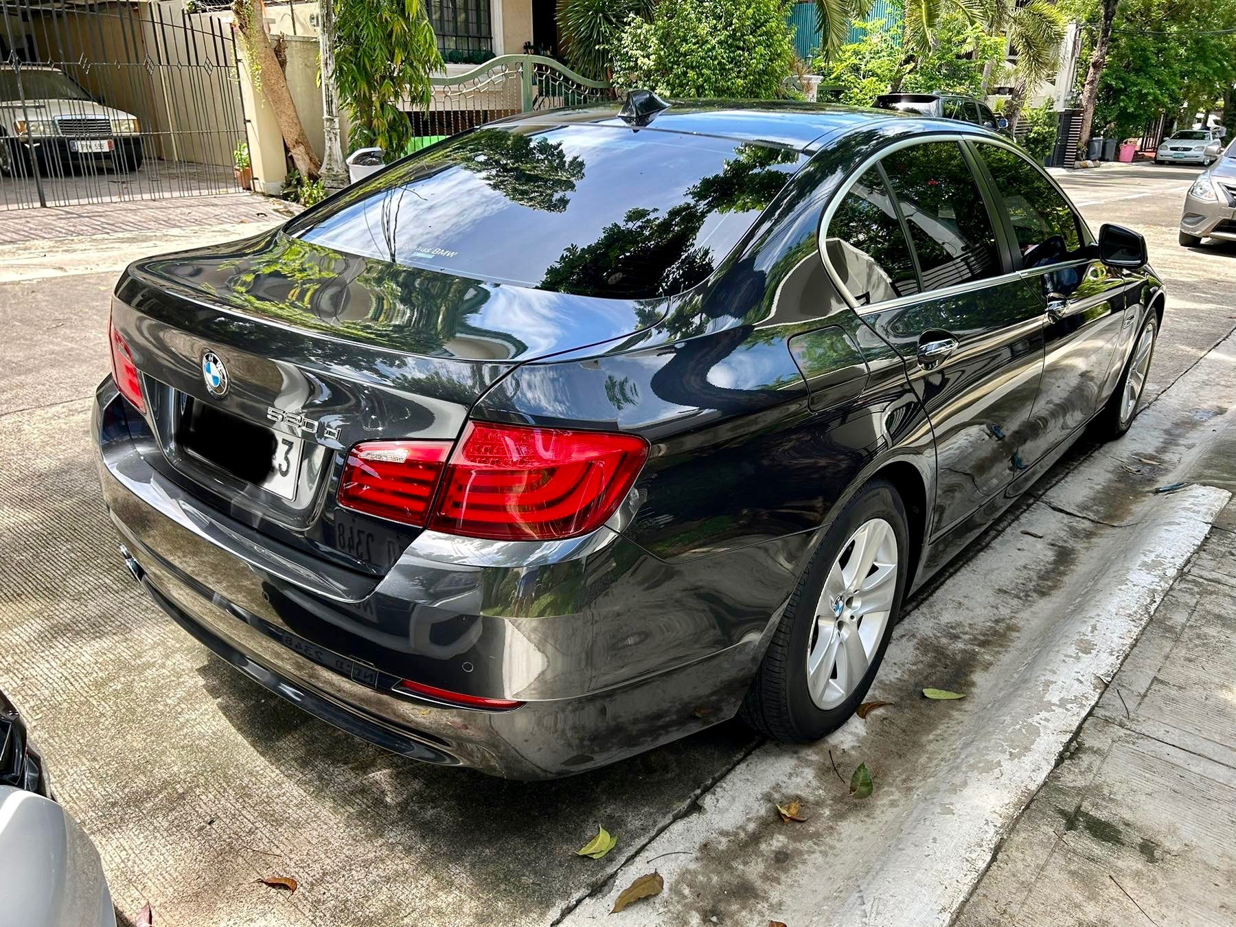 2014 BMW 5 Series Sedan 2014 BMW 5 Series Sedan