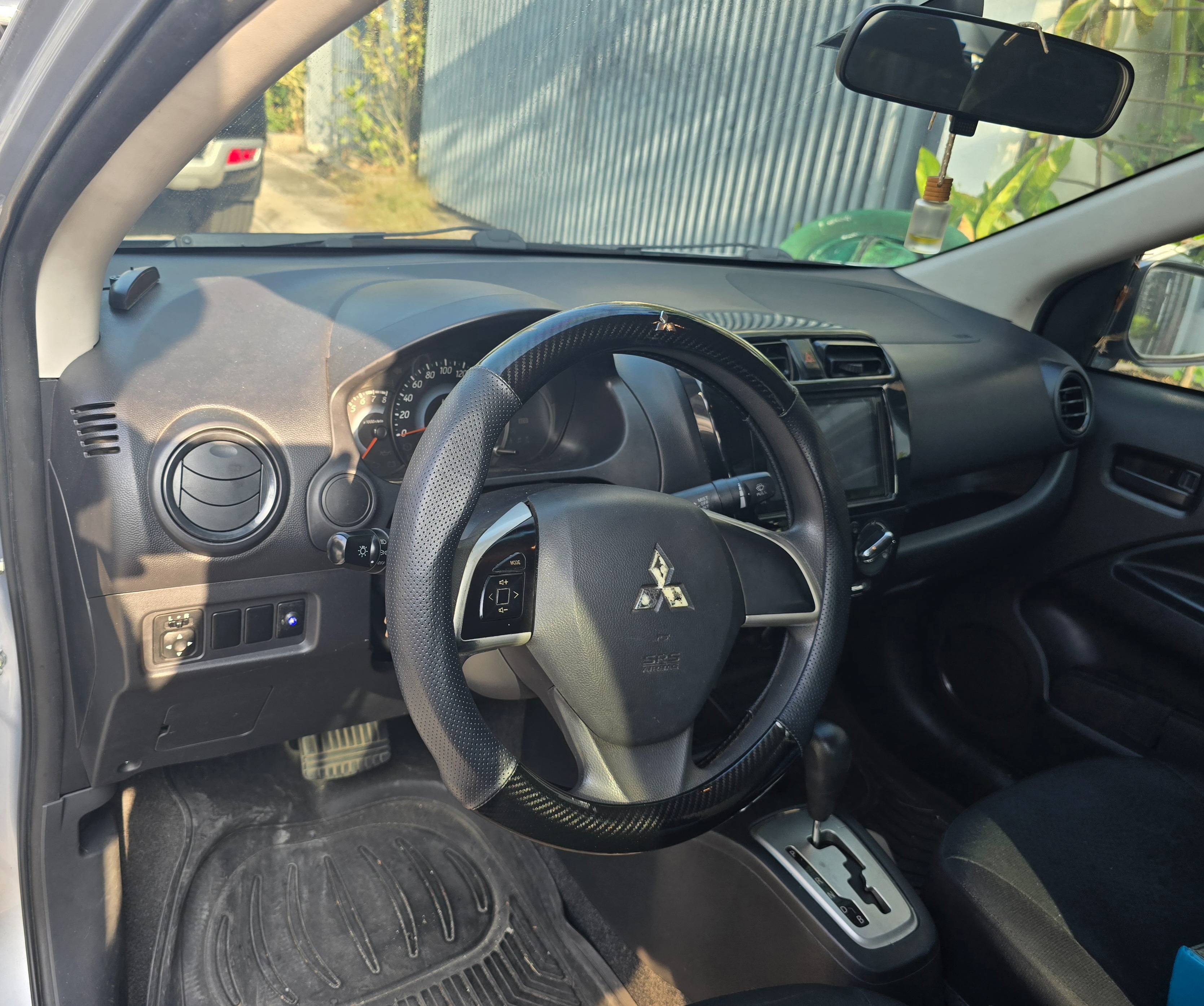 2017 Mitsubishi Mirage 2017 Mitsubishi Mirage