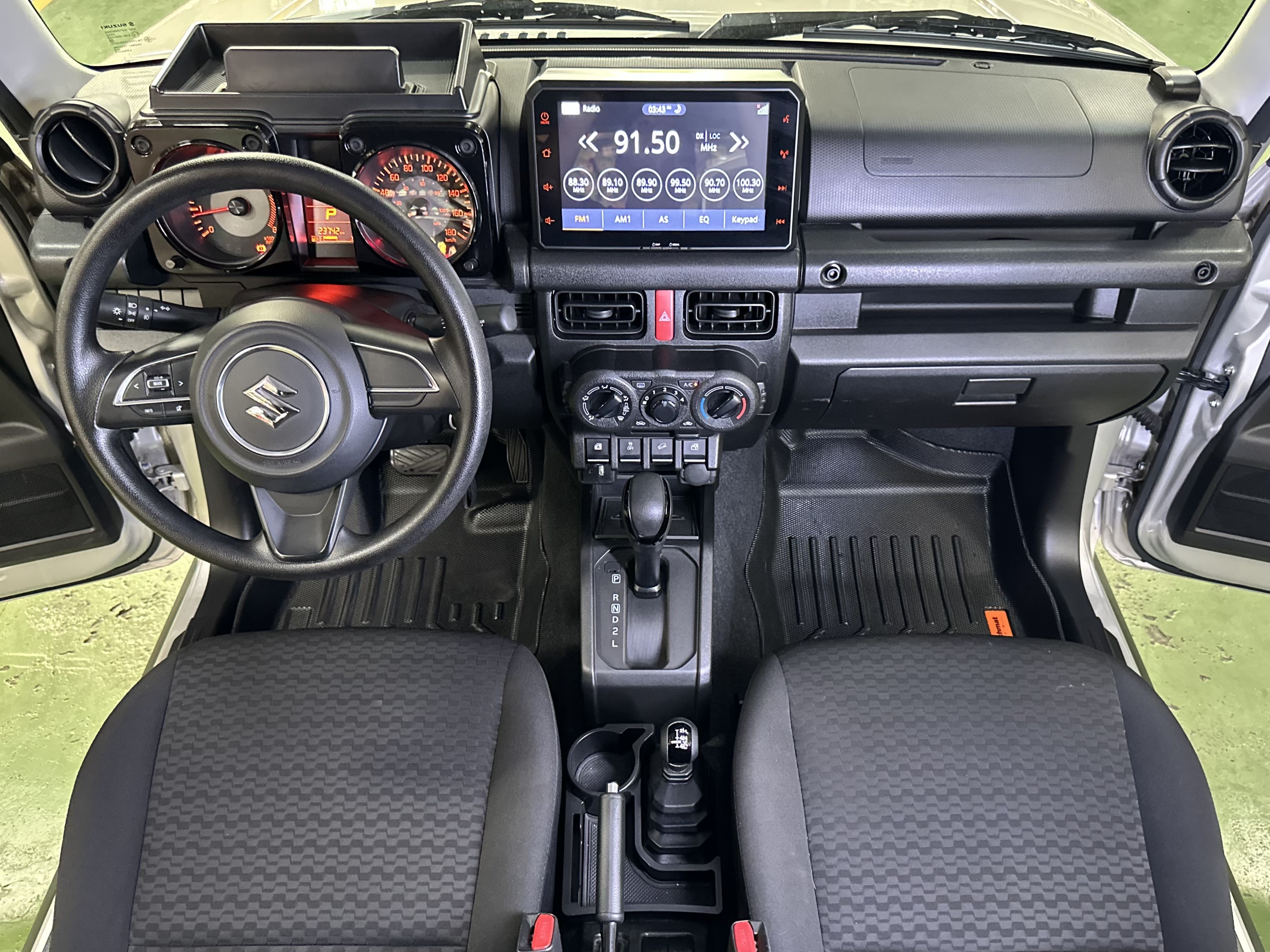 2023 Suzuki Jimny 2023 Suzuki Jimny