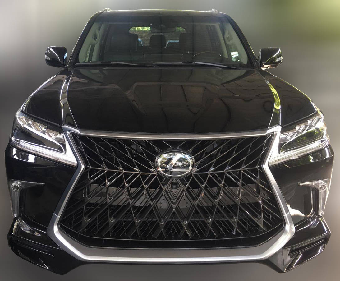 Second hand 2020 Lexus LX 570 5.7 AT