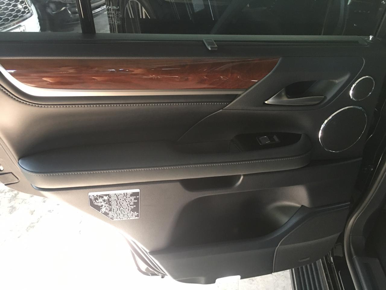2020 Lexus LX 2020 Lexus LX