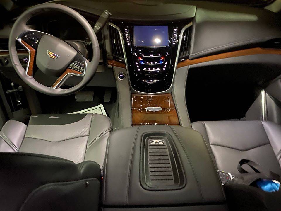 Old 2020 Cadillac Escalade ESV Platinum