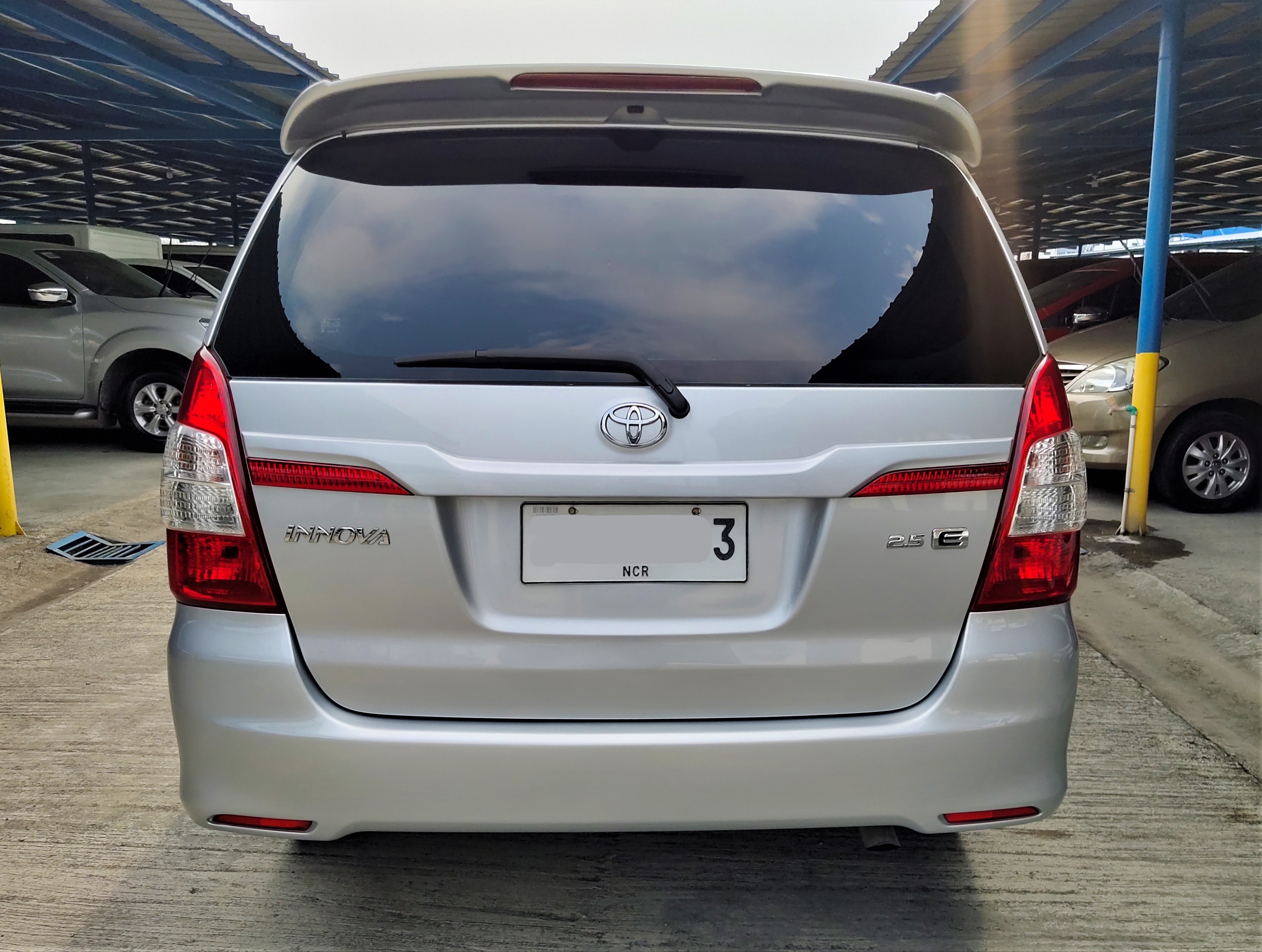 2014 Toyota Innova 2014 Toyota Innova