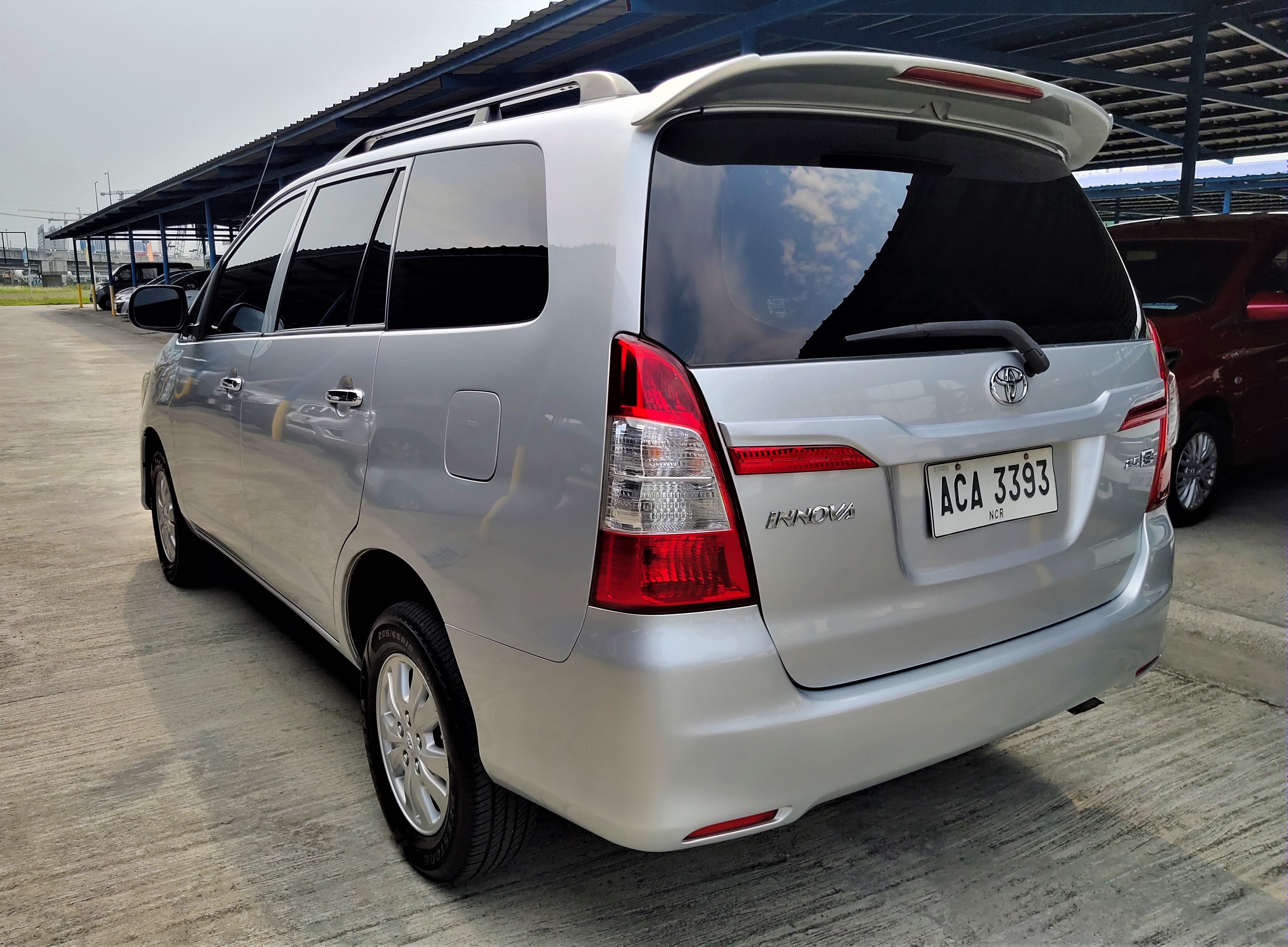 2014 Toyota Innova 2014 Toyota Innova