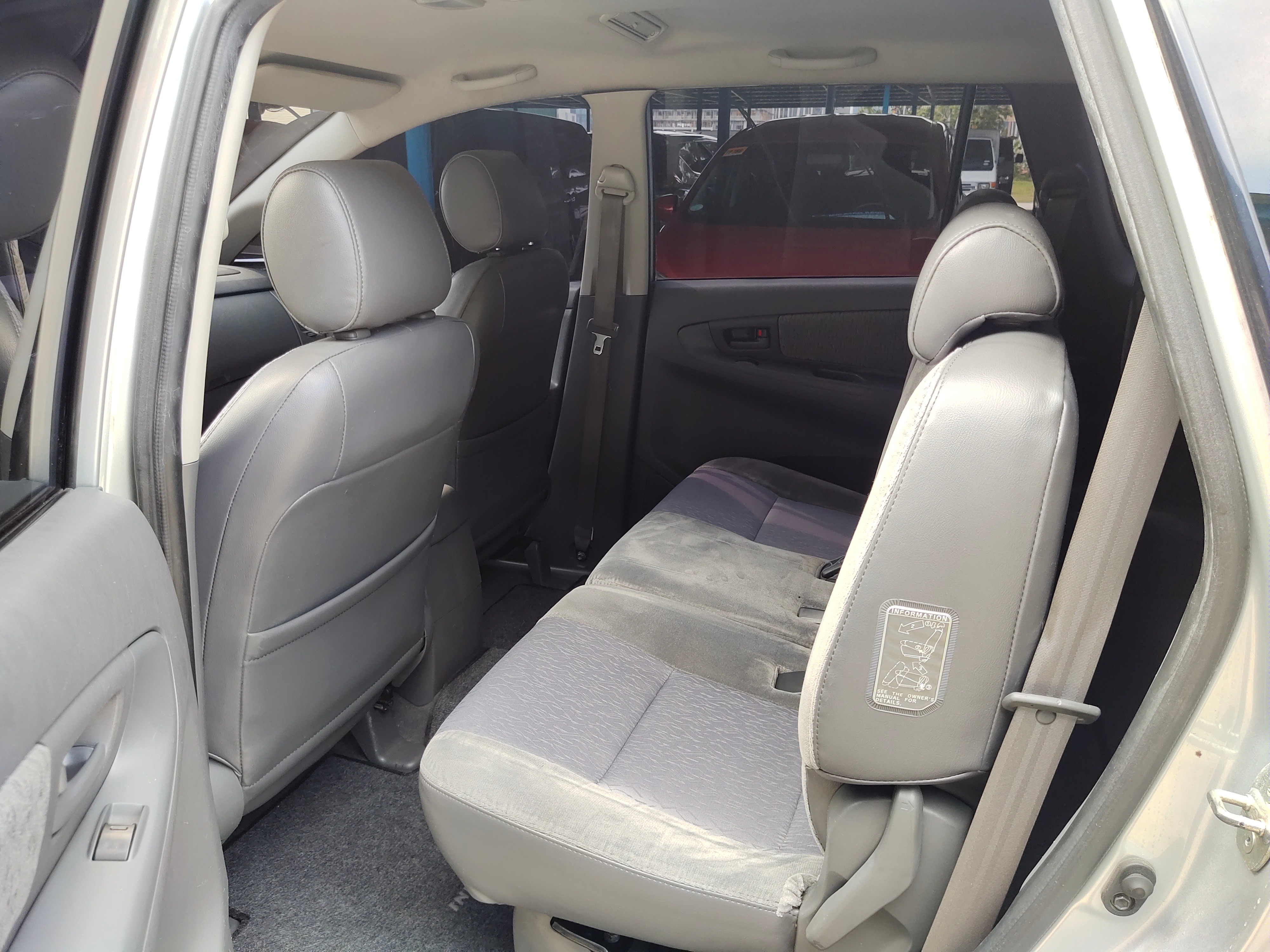 2014 Toyota Innova 2014 Toyota Innova