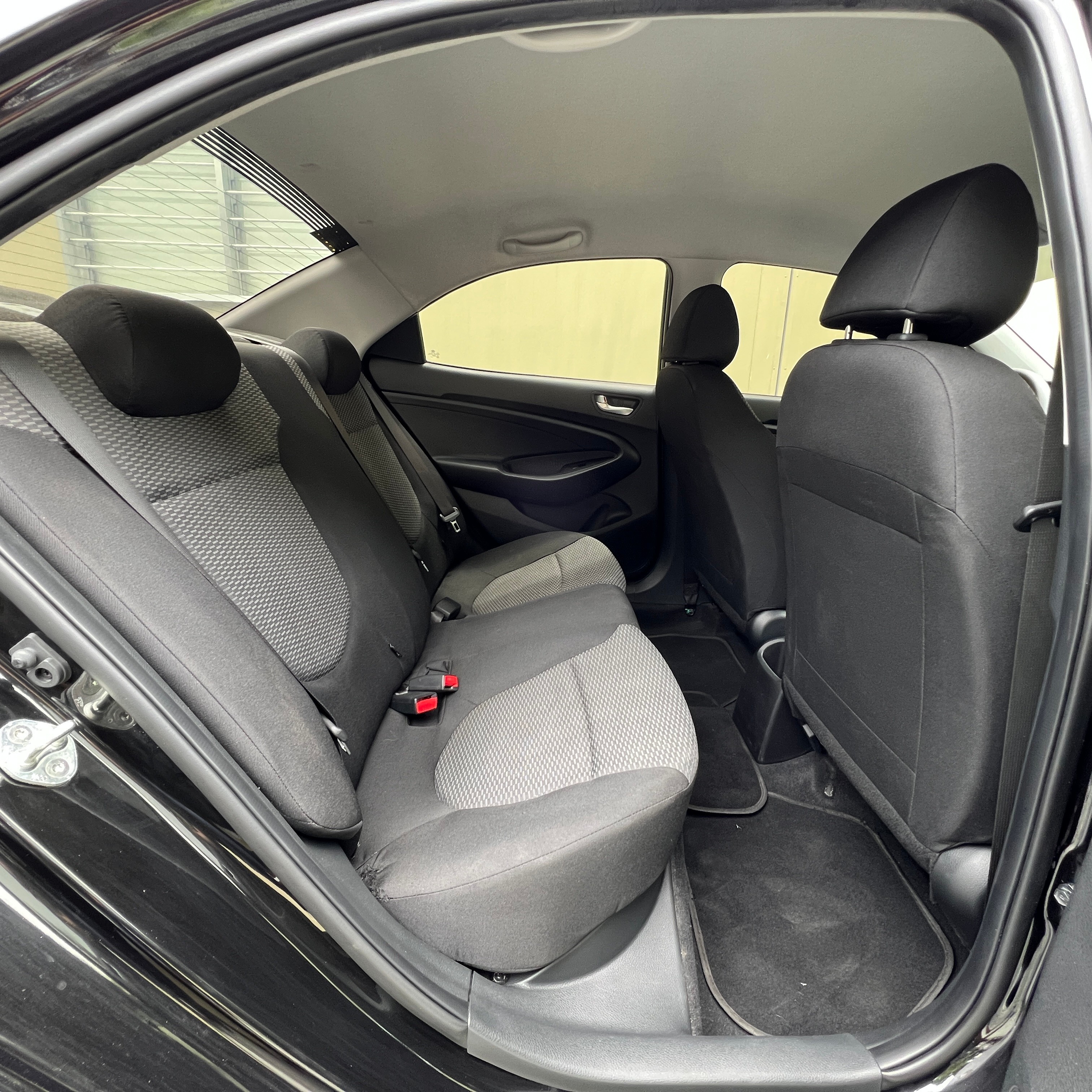 2020 Hyundai Reina 2020 Hyundai Reina