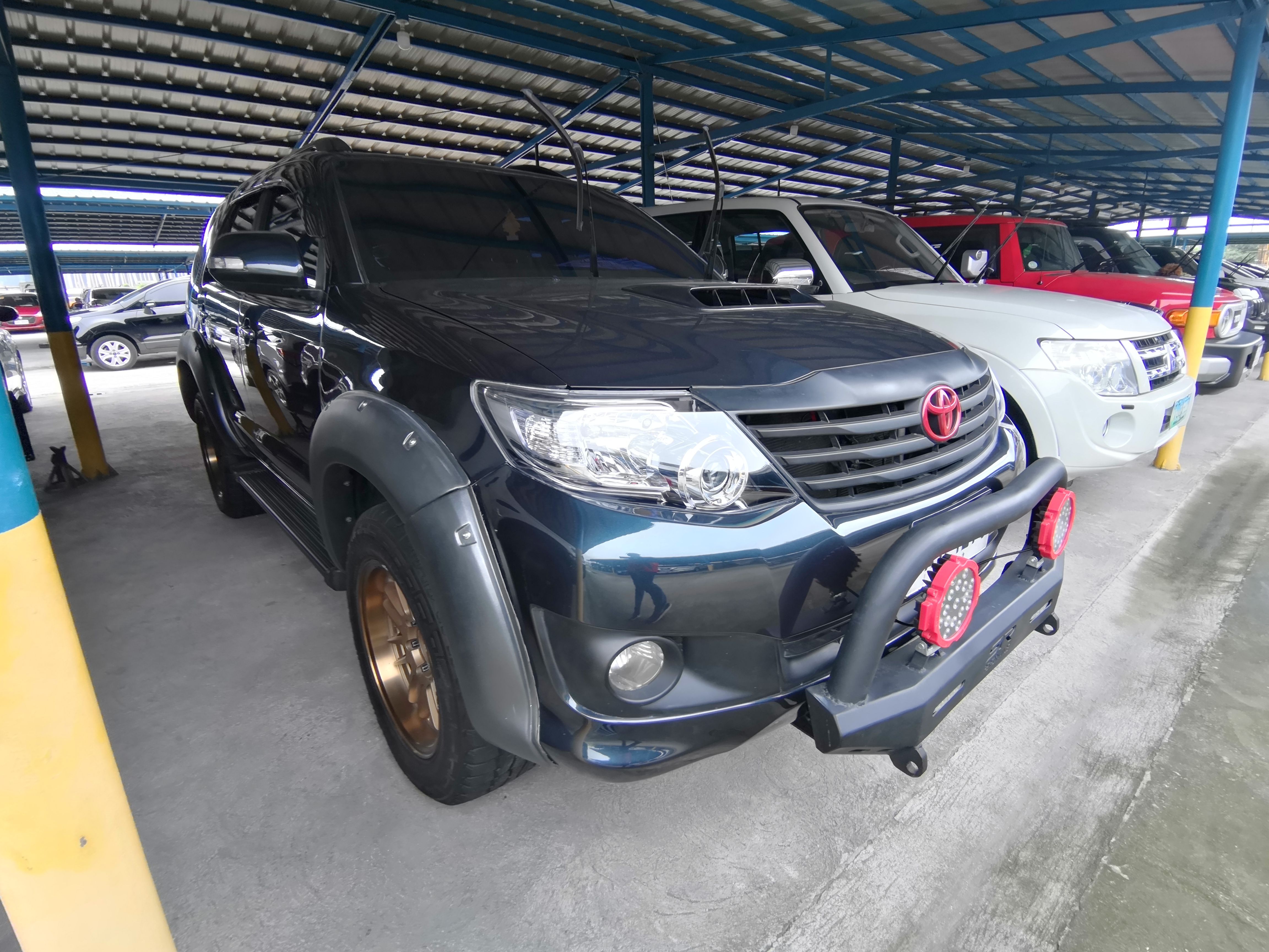 Second hand 2014 Toyota Fortuner Dsl AT 4x2 2.5 G