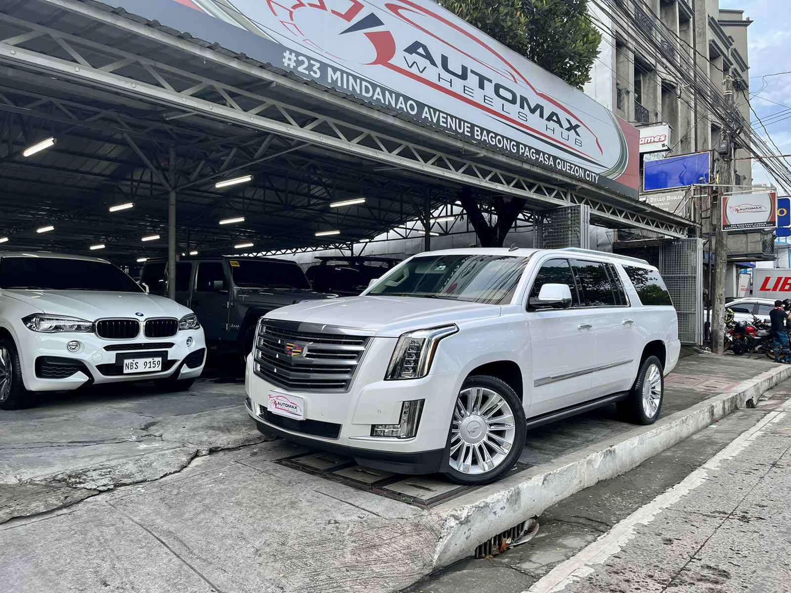2017 Cadillac Escalade 2017 Cadillac Escalade