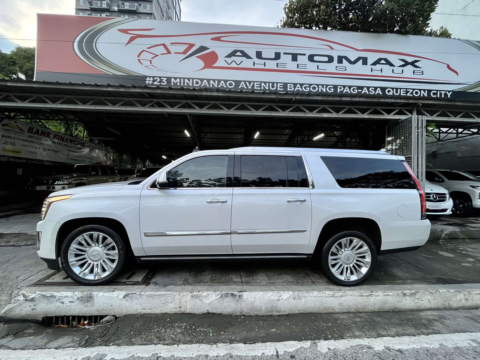 2017 Cadillac Escalade 2017 Cadillac Escalade