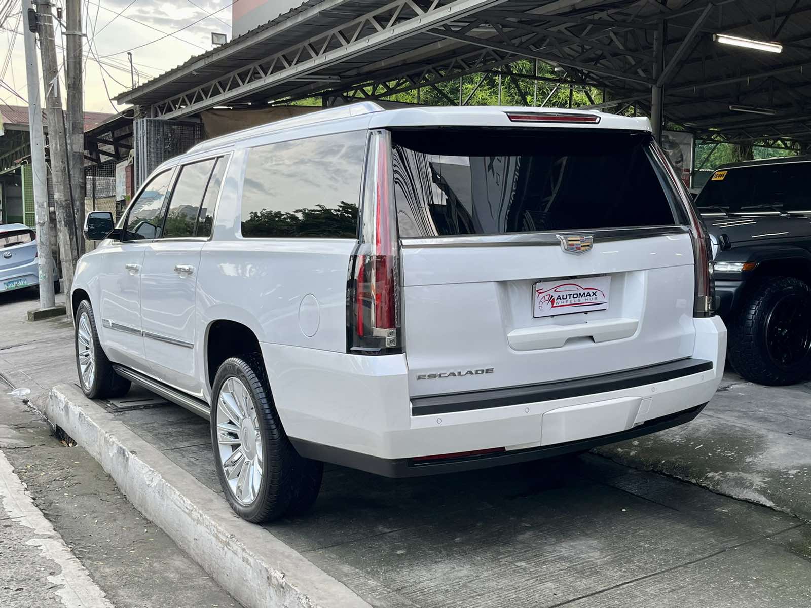 2017 Cadillac Escalade 2017 Cadillac Escalade
