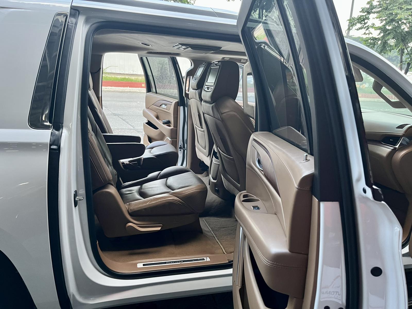 2017 Cadillac Escalade 2017 Cadillac Escalade
