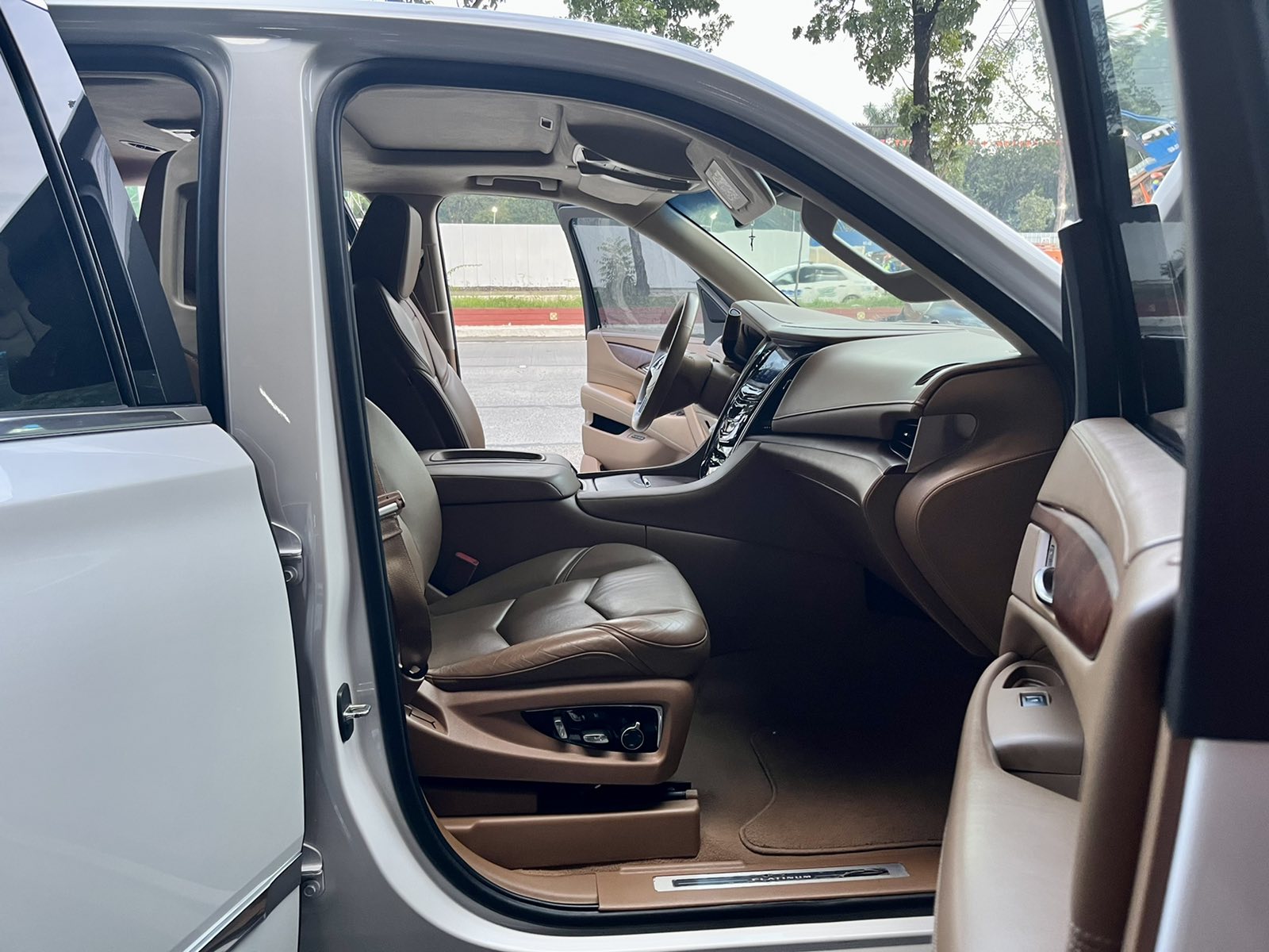 2017 Cadillac Escalade 2017 Cadillac Escalade