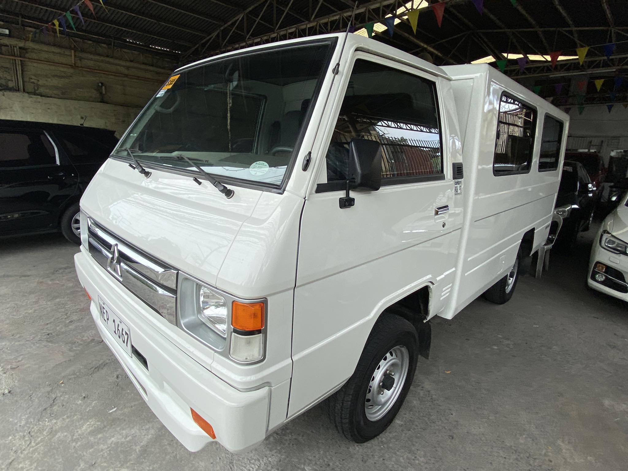 2020 Mitsubishi L300 2020 Mitsubishi L300