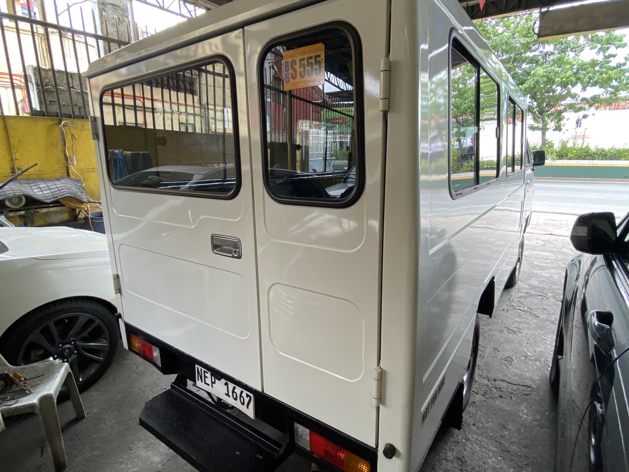 2020 Mitsubishi L300 2020 Mitsubishi L300