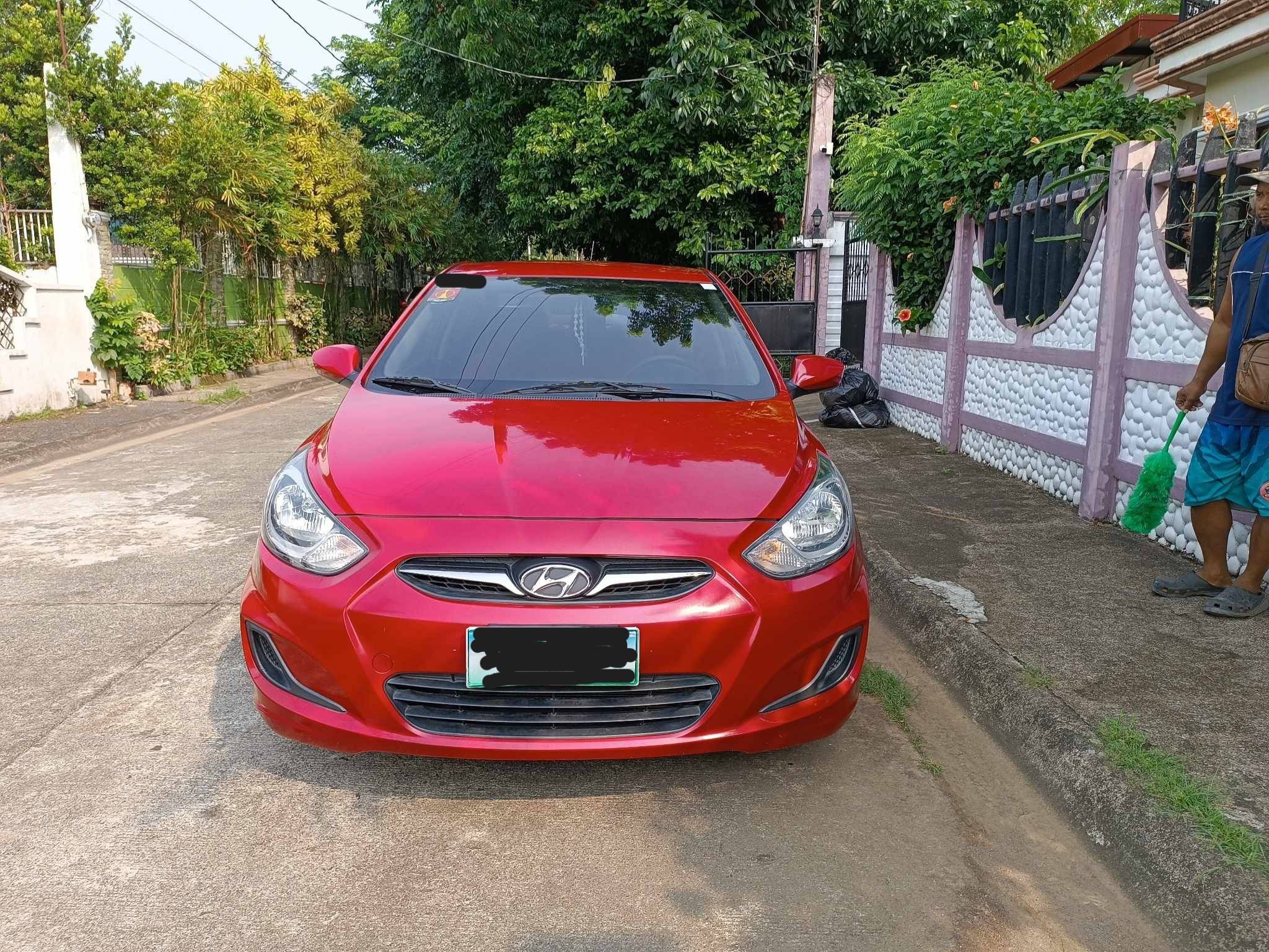 Used 2012 Hyundai Accent Used 2012 Hyundai Accent