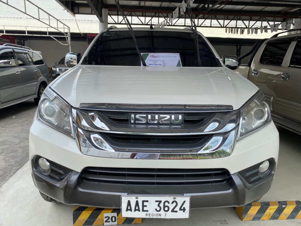 Second Hand 2015 Isuzu mu-X Second Hand 2015 Isuzu mu-X