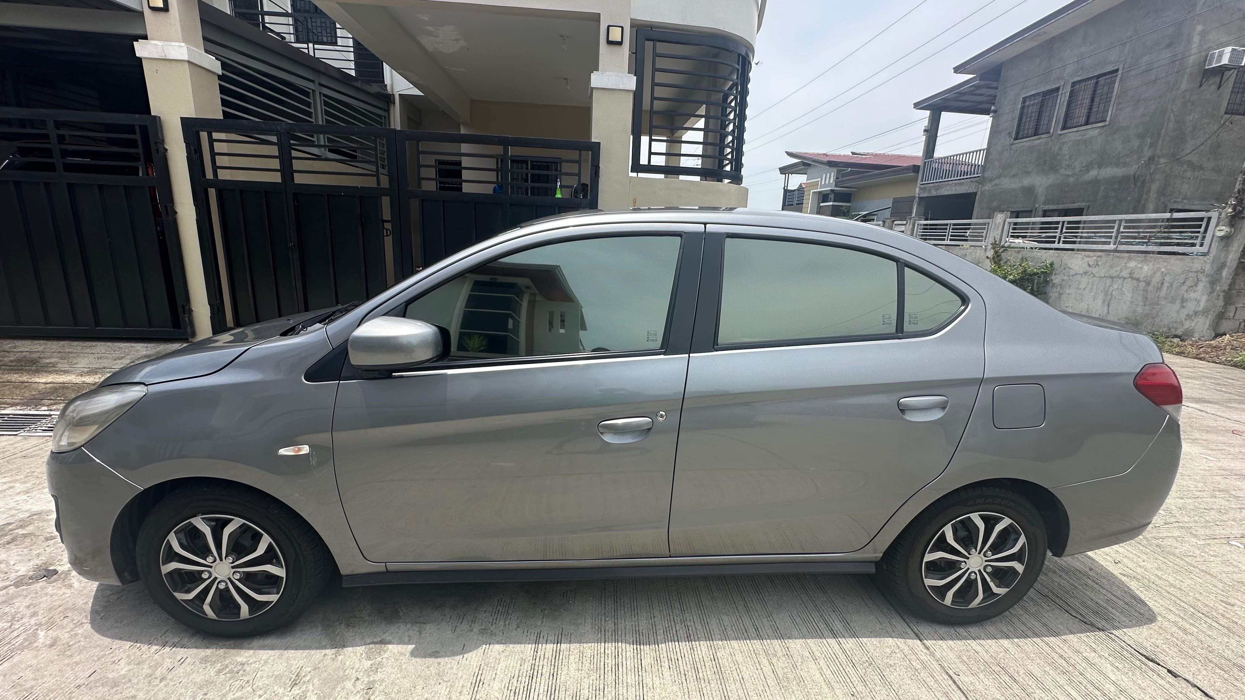 2016 Mitsubishi Mirage G4 2016 Mitsubishi Mirage G4