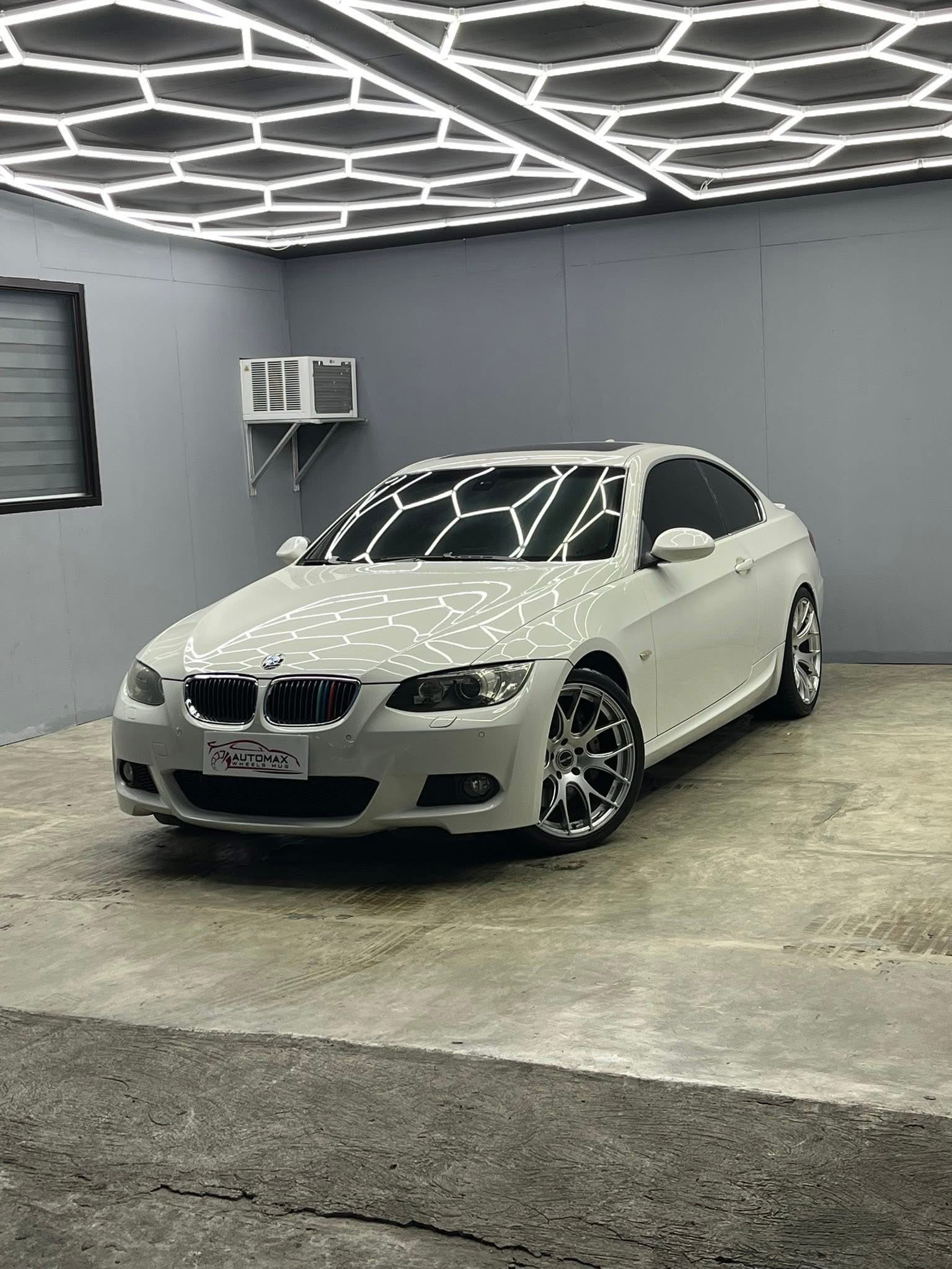 Second Hand 2008 BMW 3 Series Sedan Second Hand 2008 BMW 3 Series Sedan