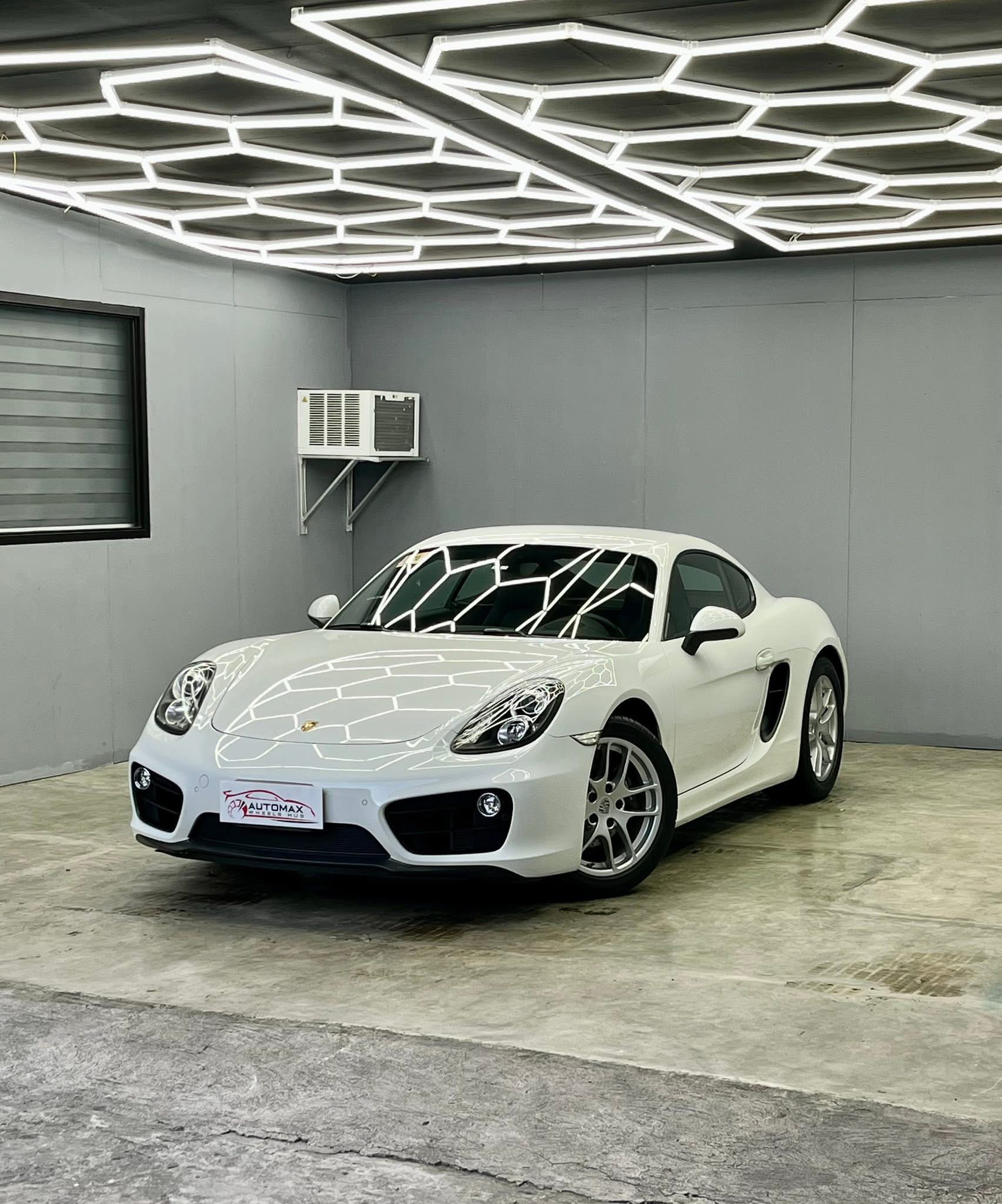 Second Hand 2016 Porsche Cayman Second Hand 2016 Porsche Cayman