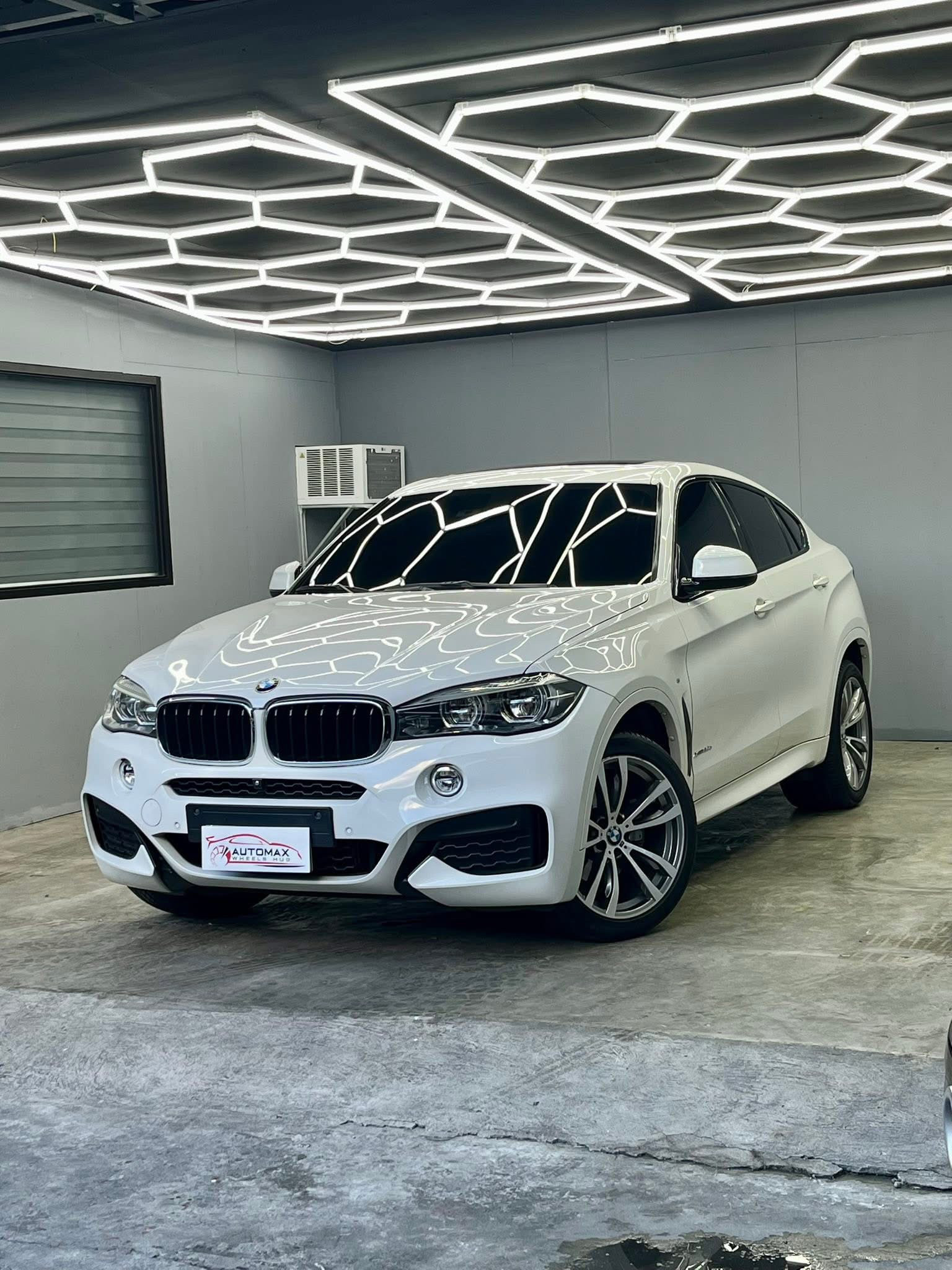 Second Hand 2018 BMW X6 Second Hand 2018 BMW X6