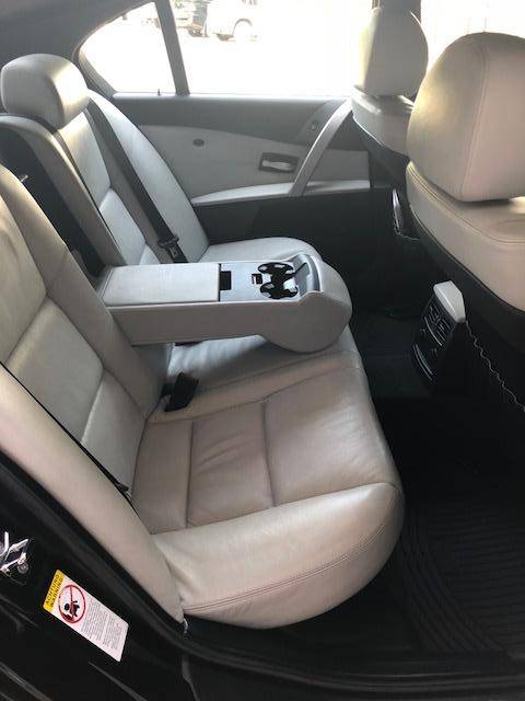 2006 BMW M5 2006 BMW M5