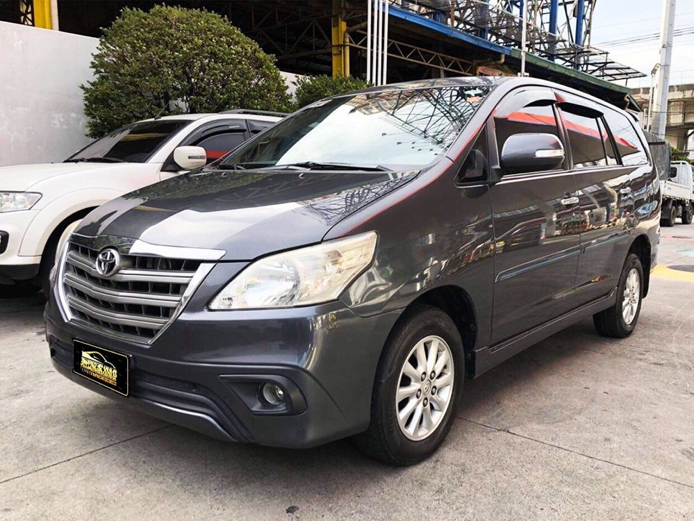 2015 Toyota Innova 2015 Toyota Innova